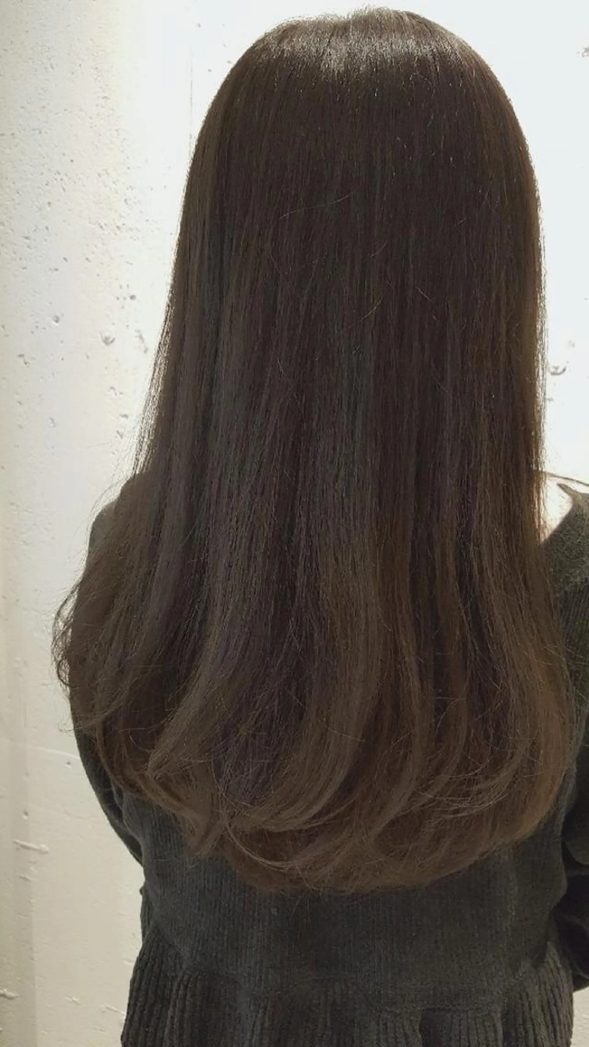 ロング あらき ちさとのヘアスタイル