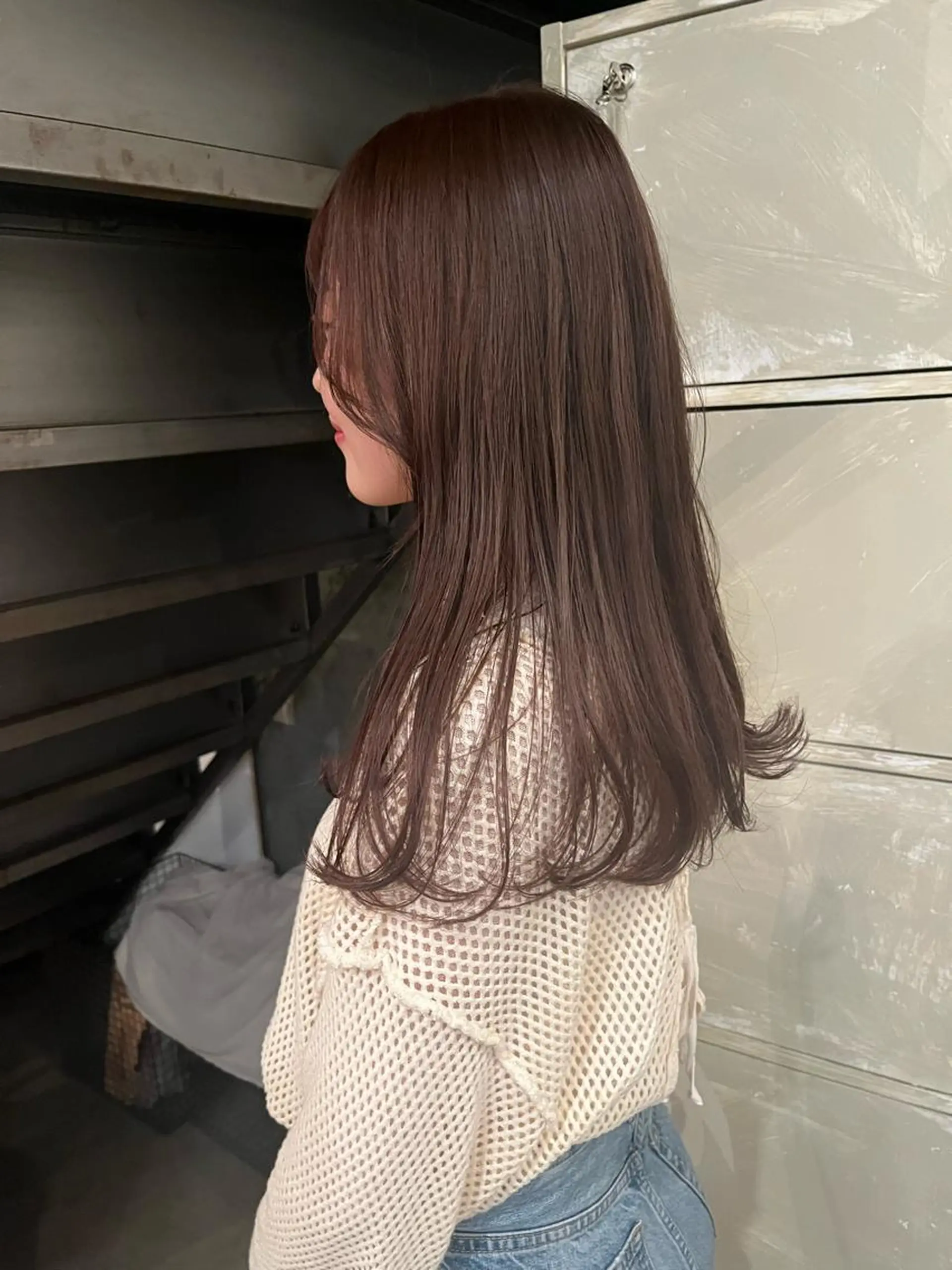 ロング カラー ナチュラルなヘア /ヨシダトモキのヘアスタイル