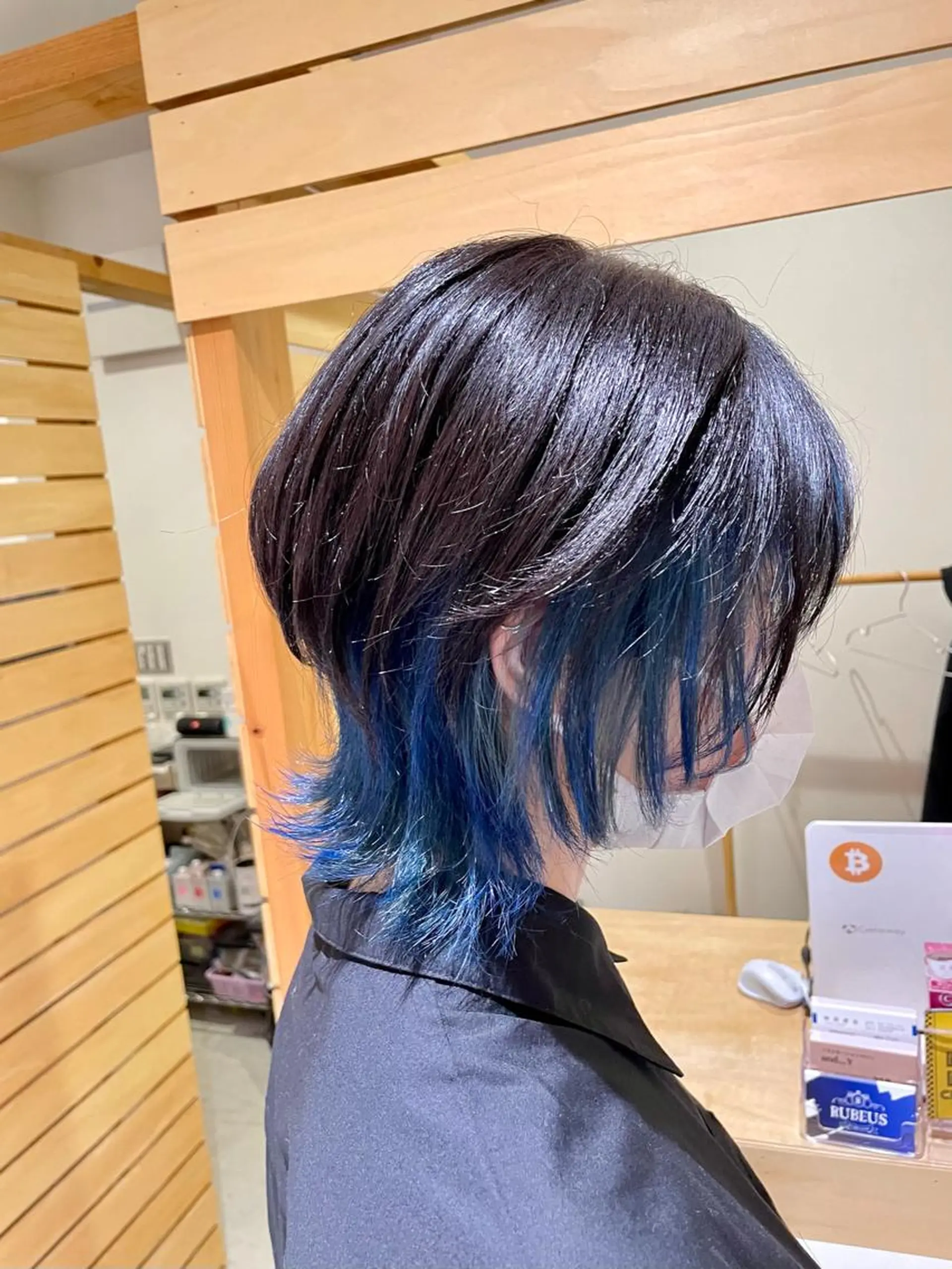 ショート カラー ブリーチ ヘアカラー トリートメント RUBEUS【ルベウス】所属・✨艶々カラー🎨 杉本賢人のヘアスタイル