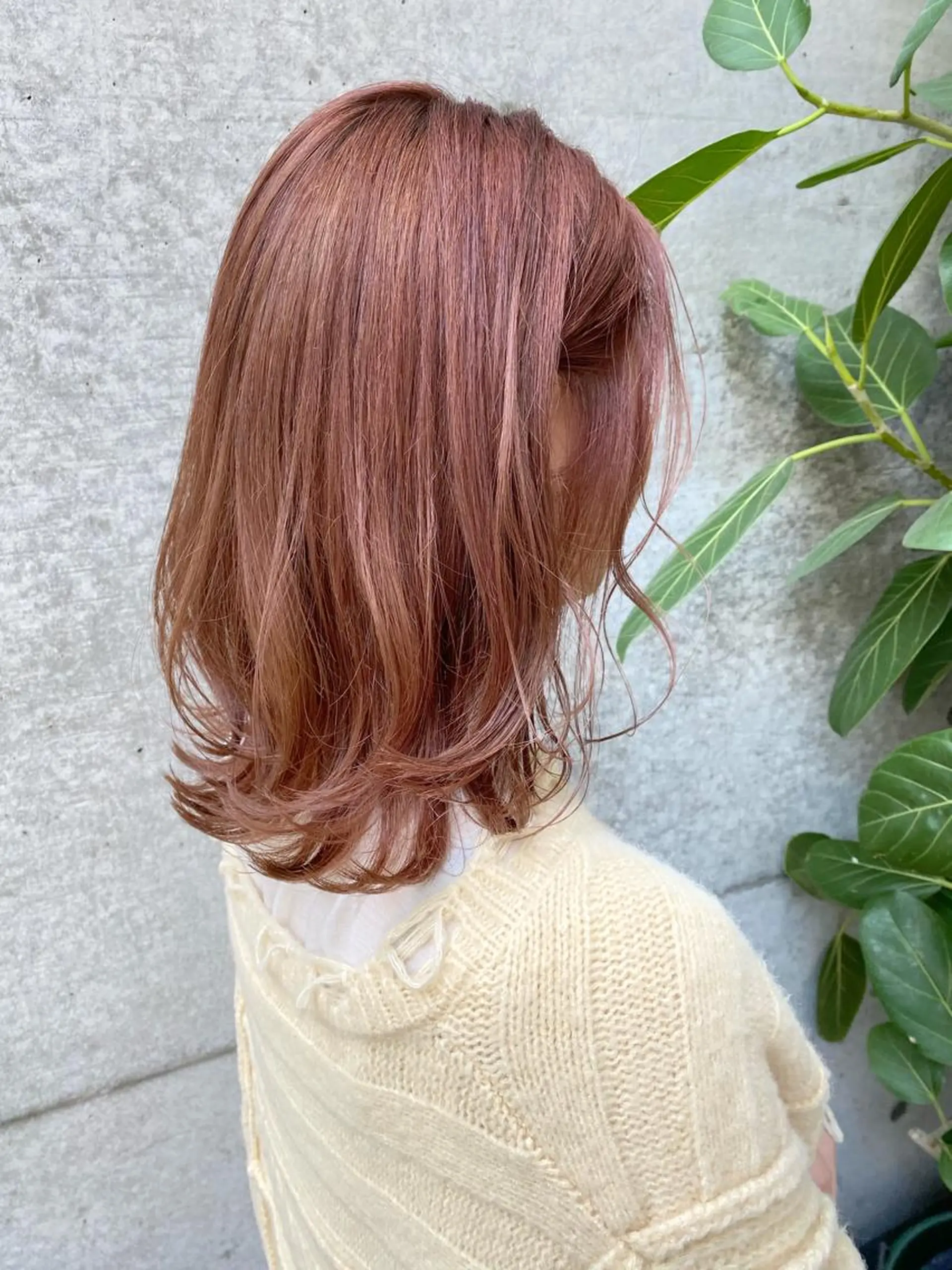 セミロング カラー ヨシンモリ 韓国風ヘア clomus所属・YUKA艶髪 🌸寛ぎ部屋のヘアスタイル