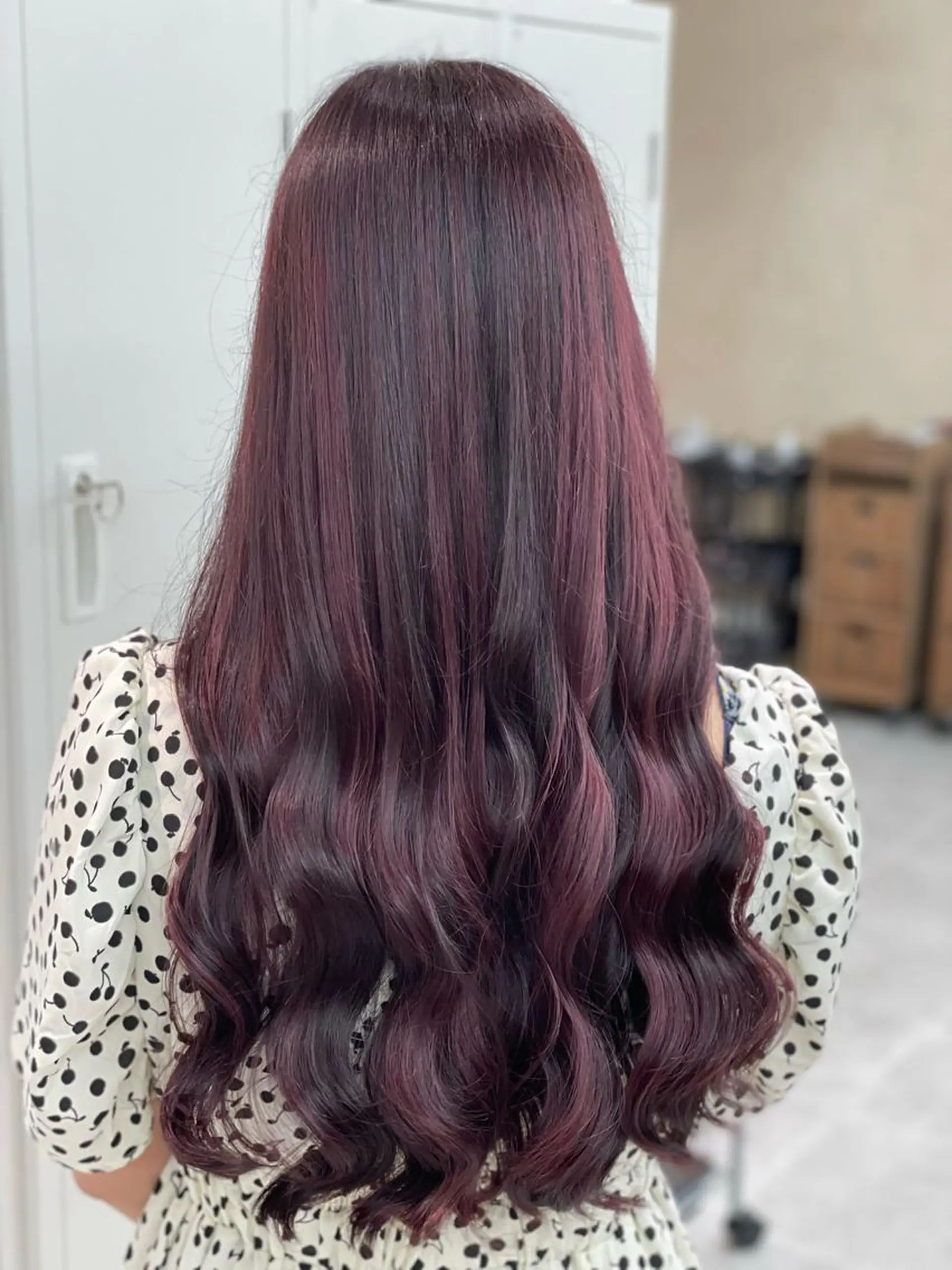 ロング カラー ショーヤ/ブリーチ /バレイヤージュのヘアスタイル