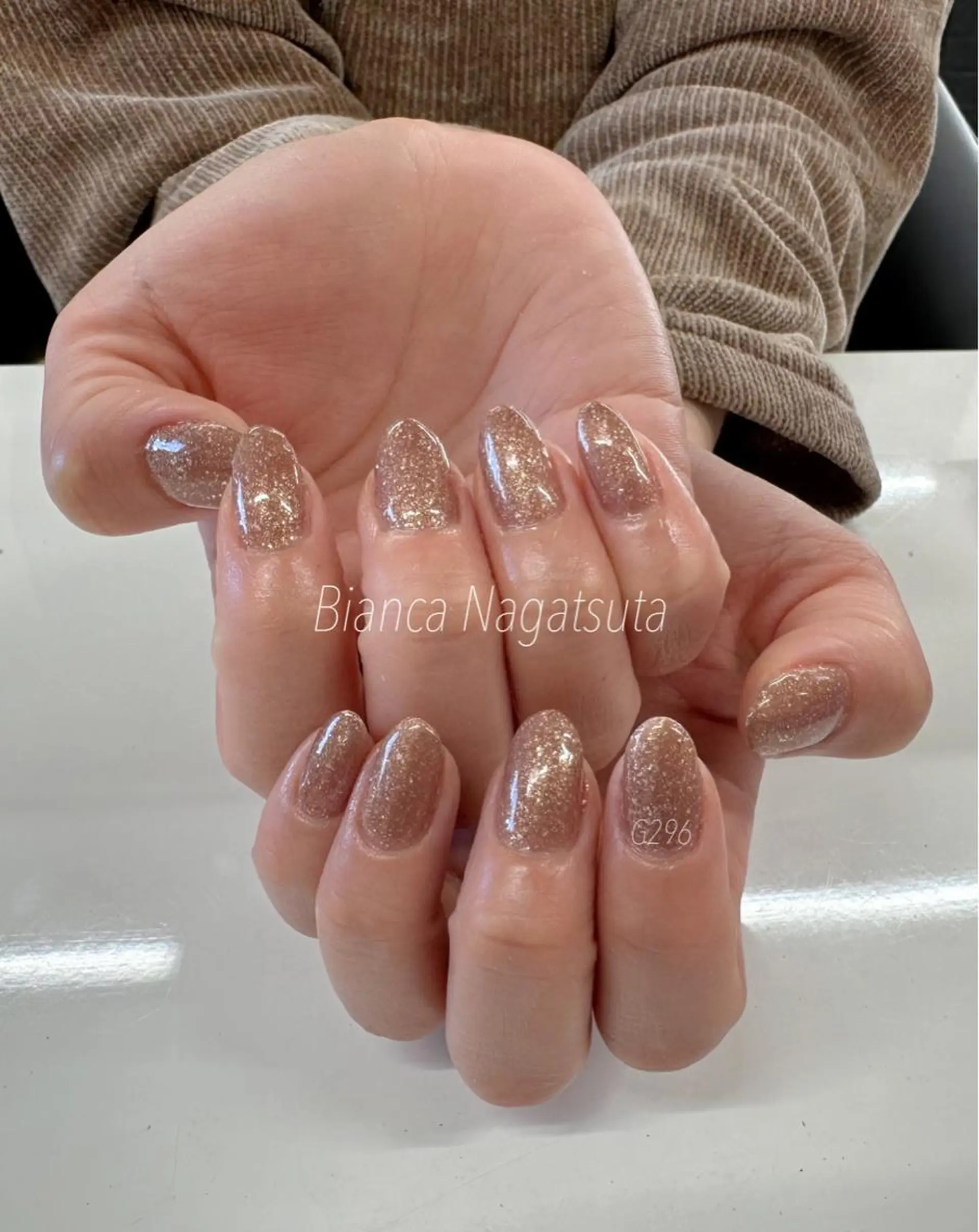 ネイル ブラウン ラメ(グリッター) Bianca🦋 AIRAのネイルデザイン