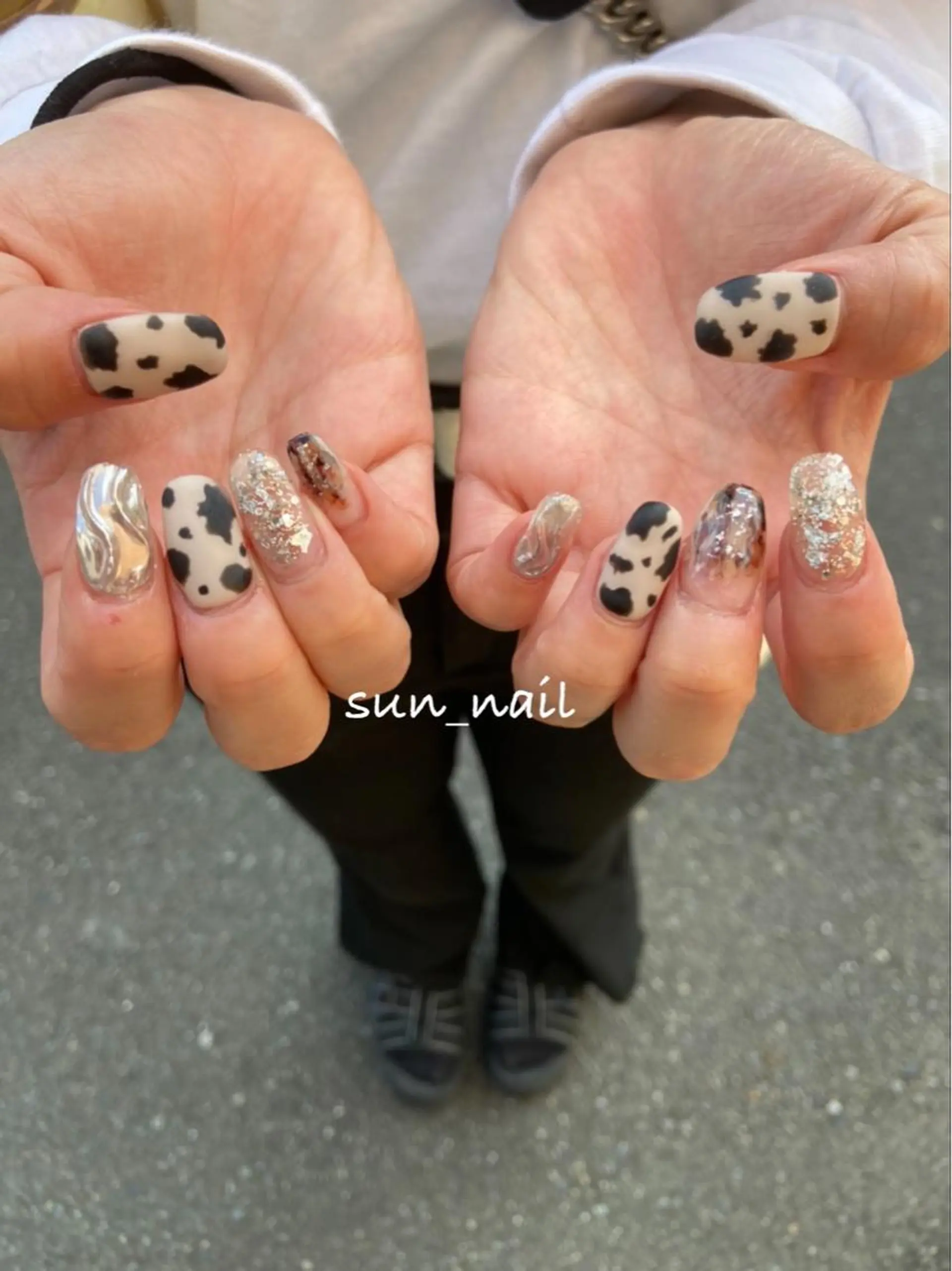 ネイル アニマル柄 アートネイル ブラウン マットネイル ミラーネイル . unffのネイルデザイン