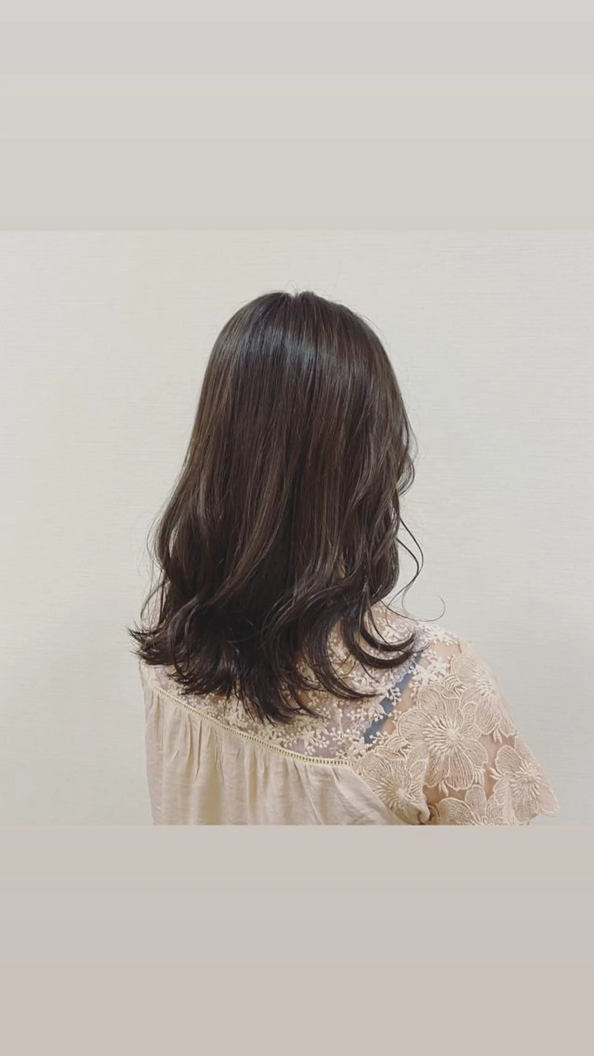 セミロング カラー 椿森 美瑠紅の眉毛・アイブロウイメージ