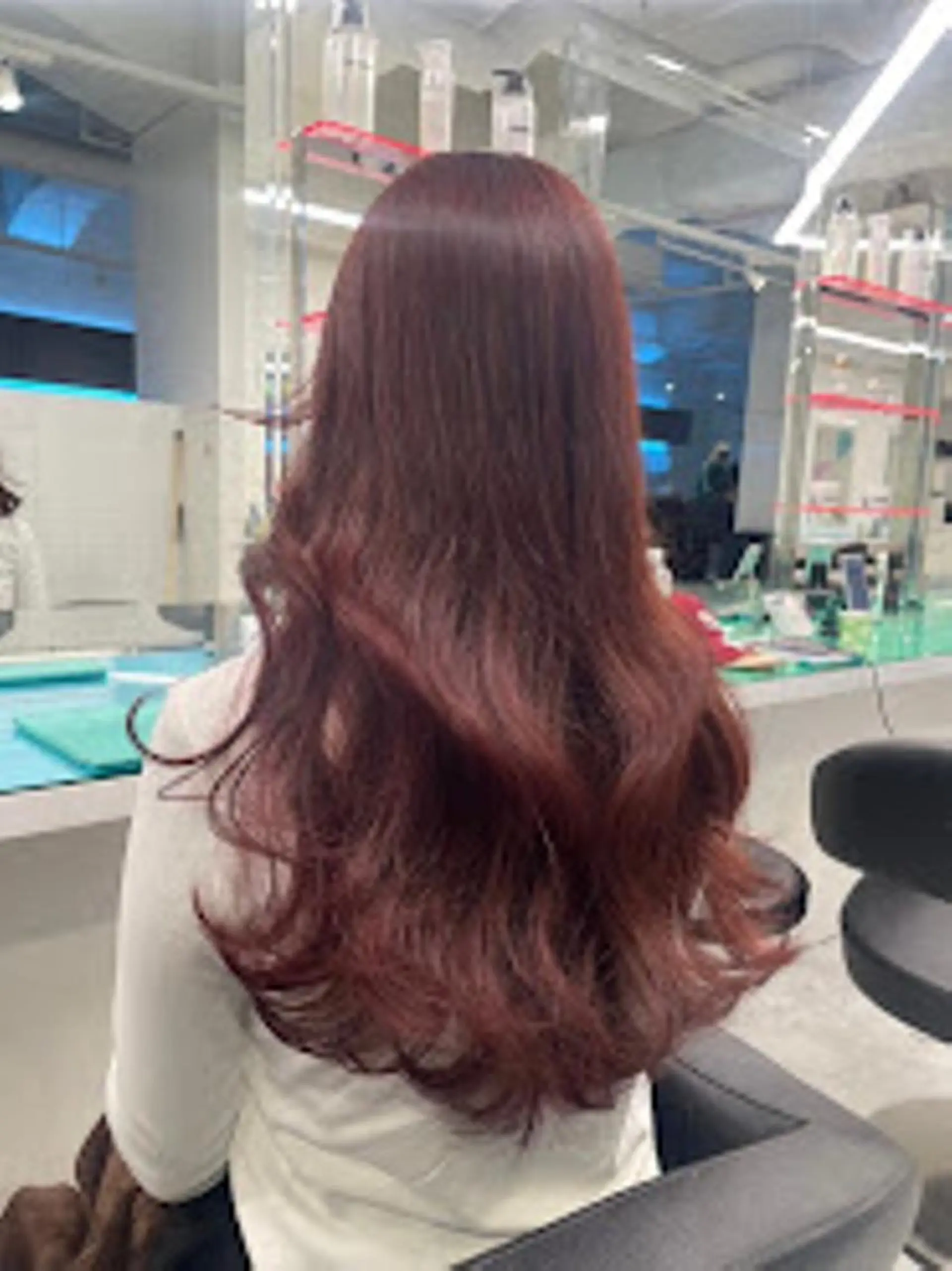 カラー 🌼原宿JUICE／ official🌼のヘアスタイル