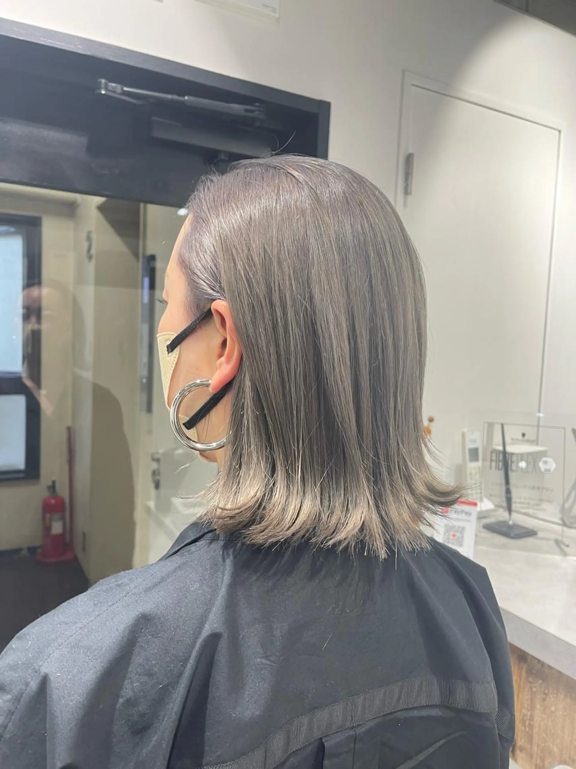 ミディアム カラー ブリーチ グレージュ ヘアカラー トリートメント FOLK所属・白髪ぼかしハイライト バレイヤージュヤマトのヘアスタイル