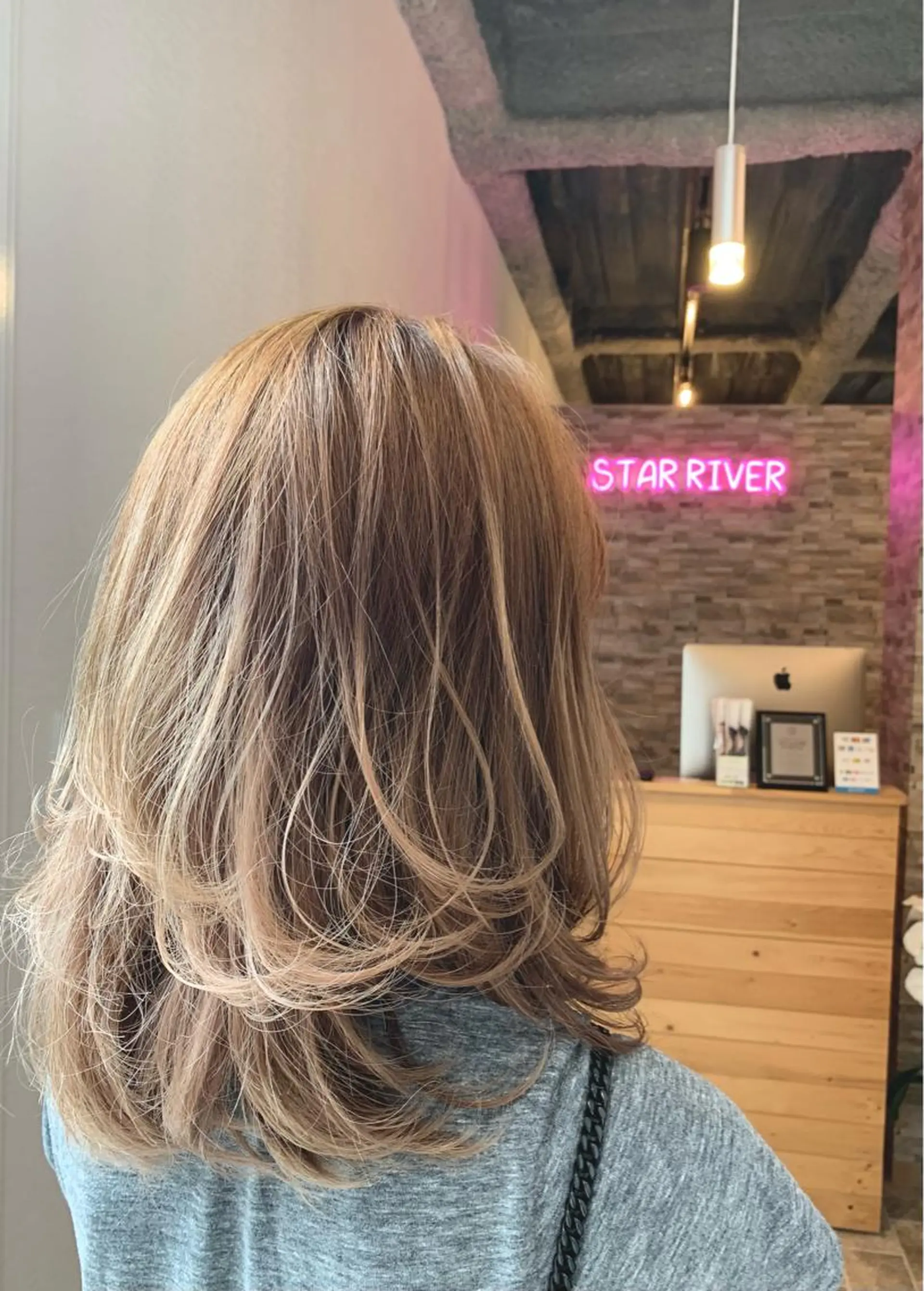 ミディアム カラー camiu:hair所属・✂︎ SOICHI ✂︎のヘアスタイル