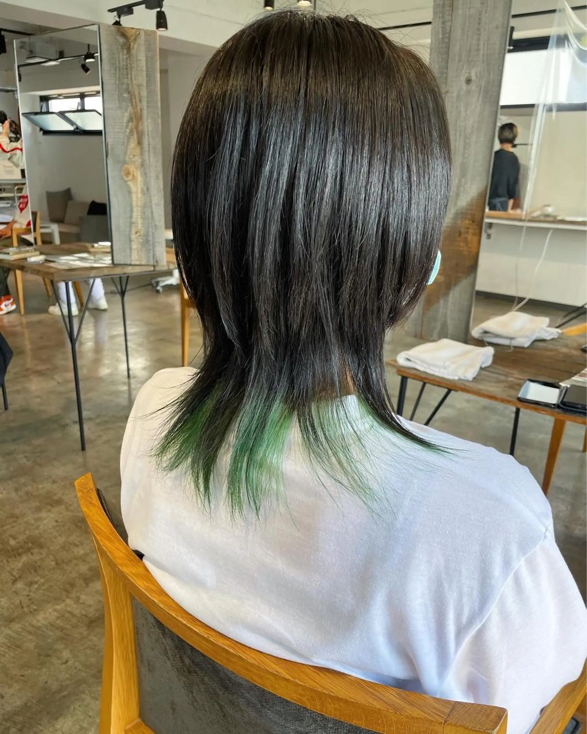 ミディアム カラー ヘアカラー トリートメント ハイトーン/レイヤー /ケアブリーチ石川治のヘアスタイル