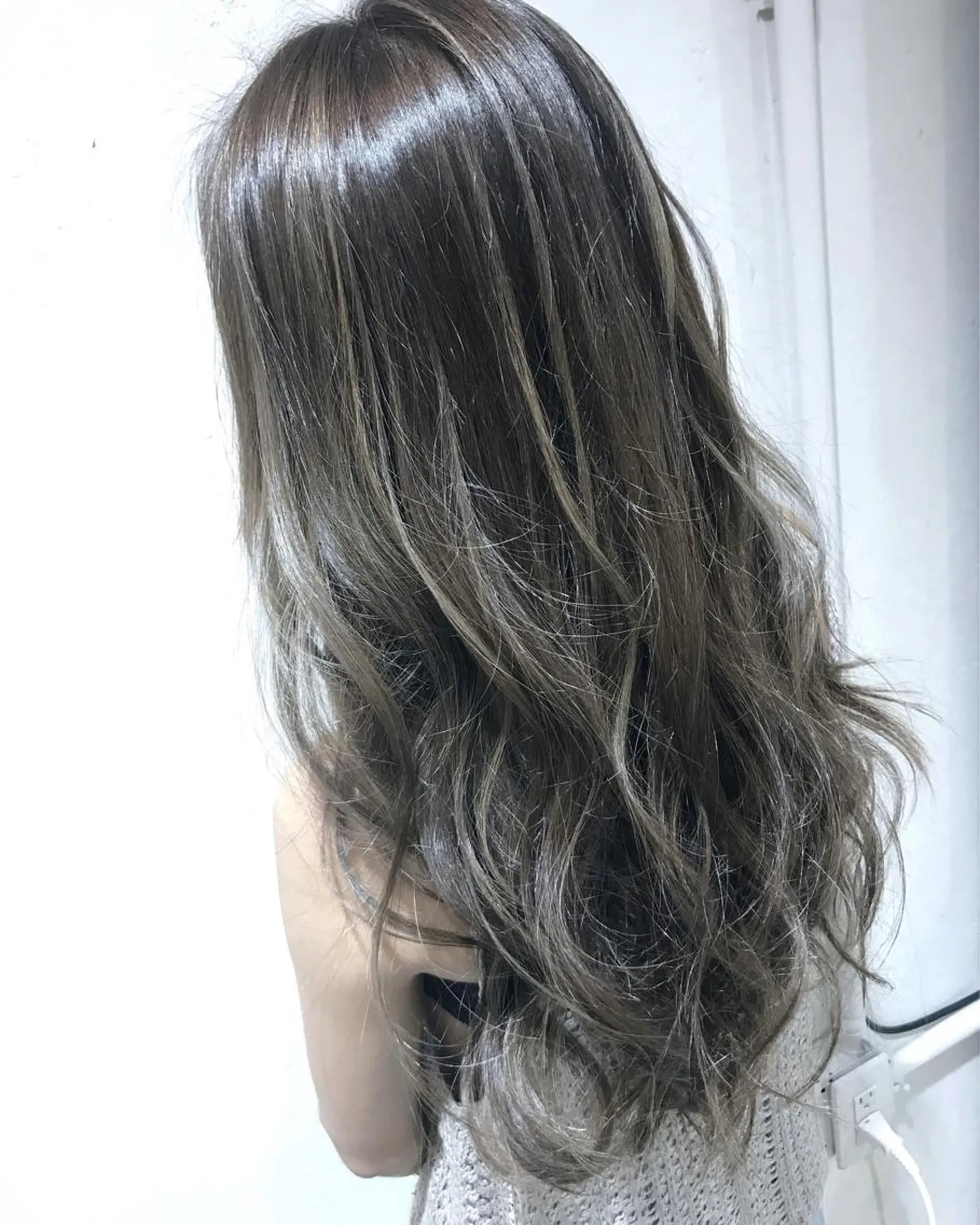 ロング カラー パーマ ヘアアレンジ グラデーションカラー グレージュ ハイライトカラー ハイライト ヘアカラー filo byFeria渋谷所属・縮毛矯正/美髪 髪質改善/石田幸輔のヘアスタイル