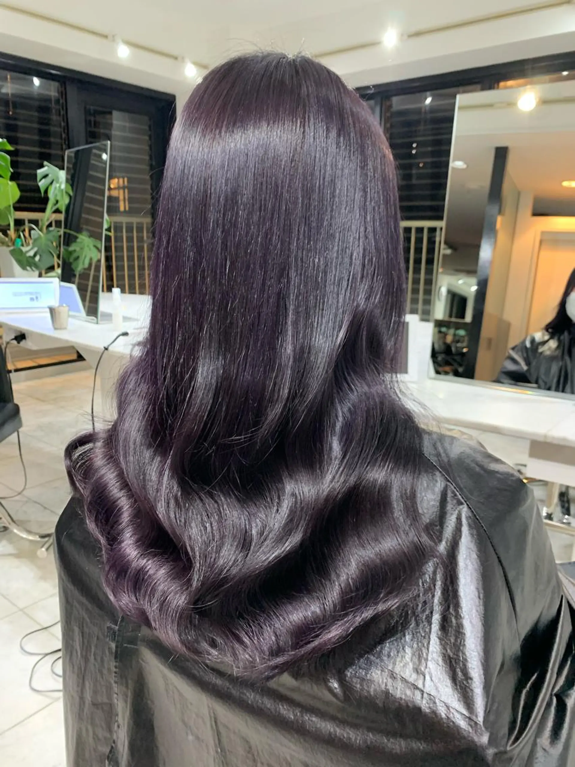 カラー RYOSUKE ハイトーンのヘアスタイル