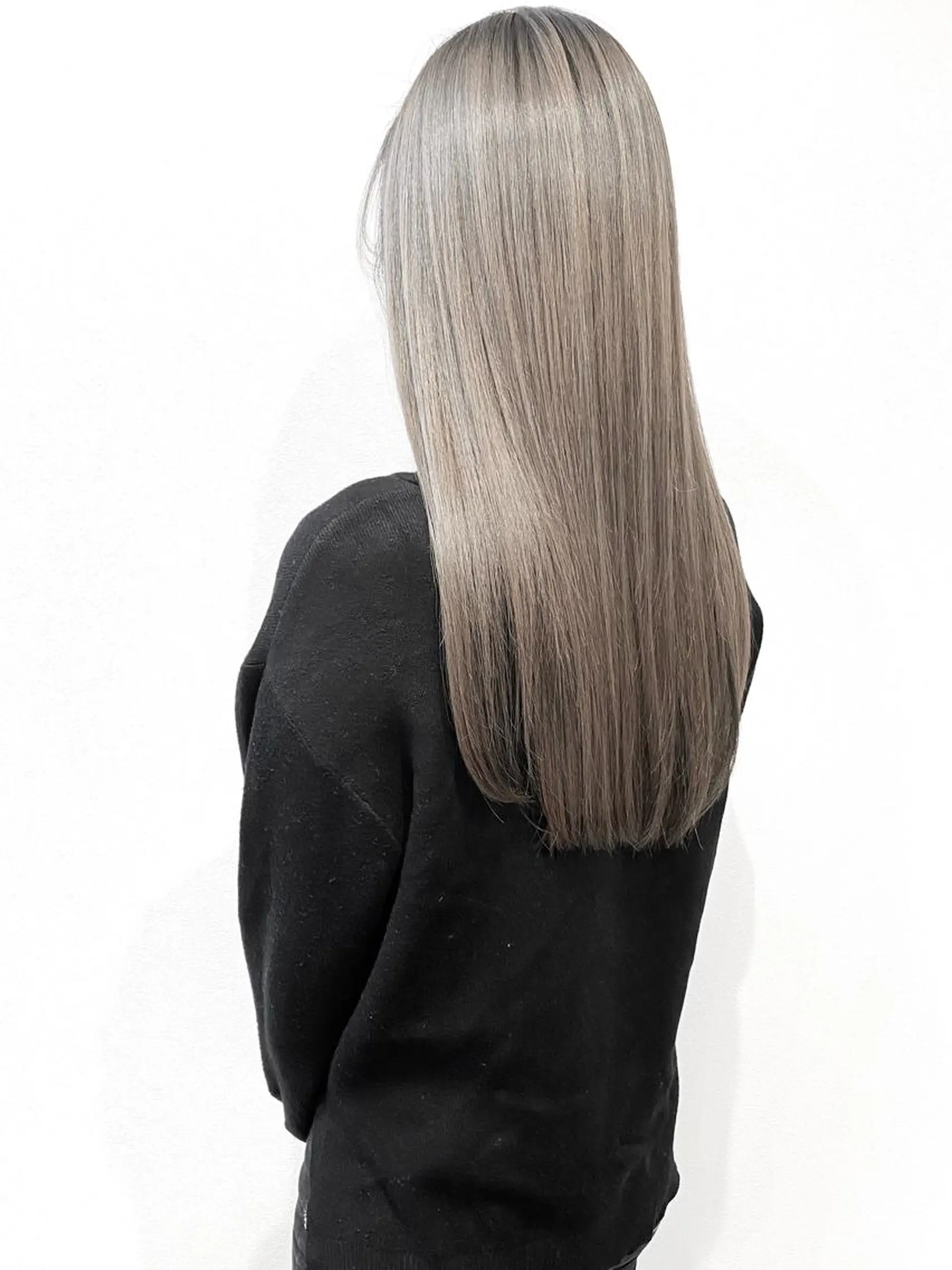 ロング カット ヘアカラー トリートメント MYRTLE TSUNODAのヘアスタイル