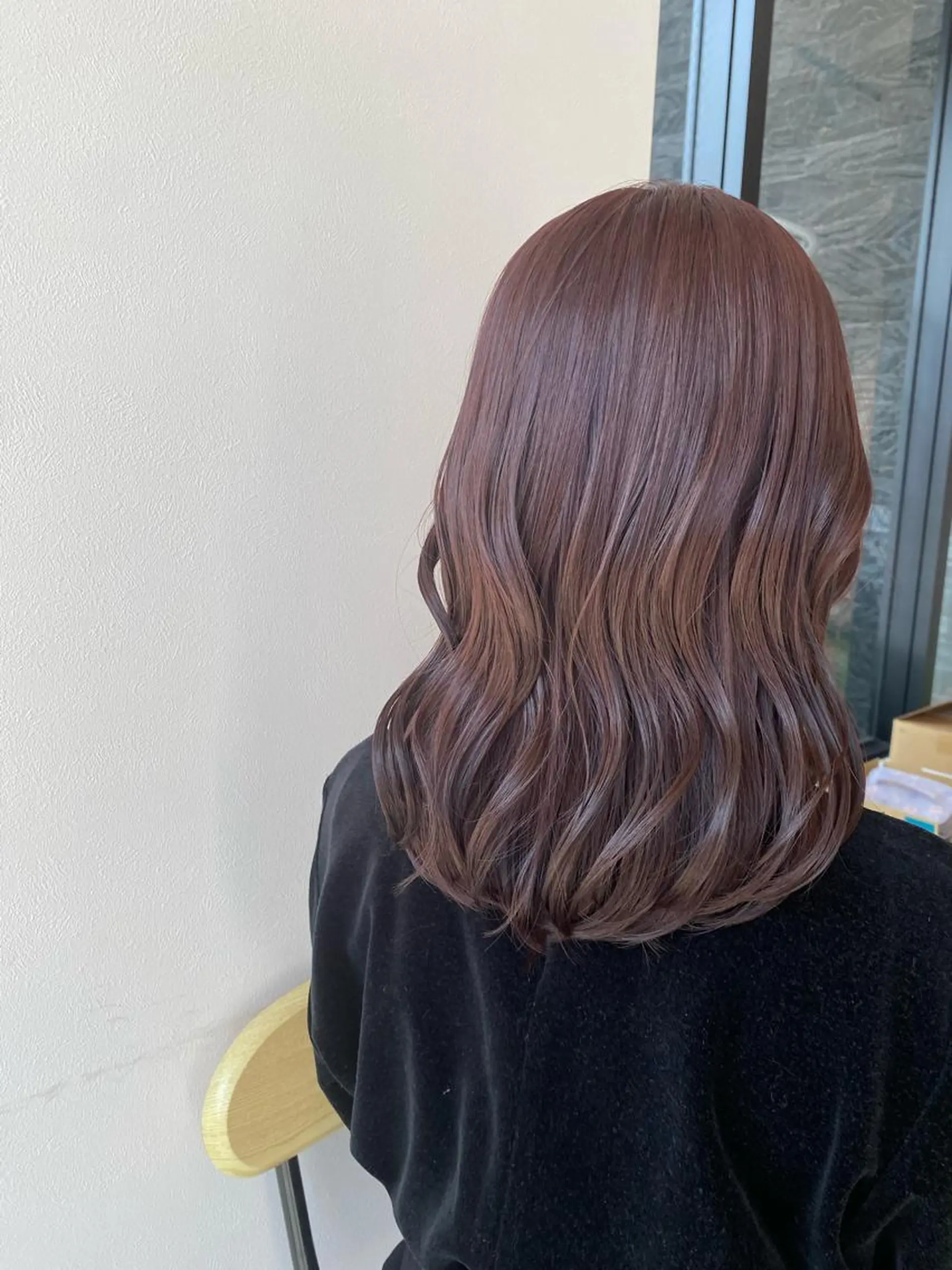 ミディアム カラー ブリーチ ブラウンカラー ブリーチなしカラー ピンクカラー ピンクブラウン オスズ 🎀´-のヘアスタイル