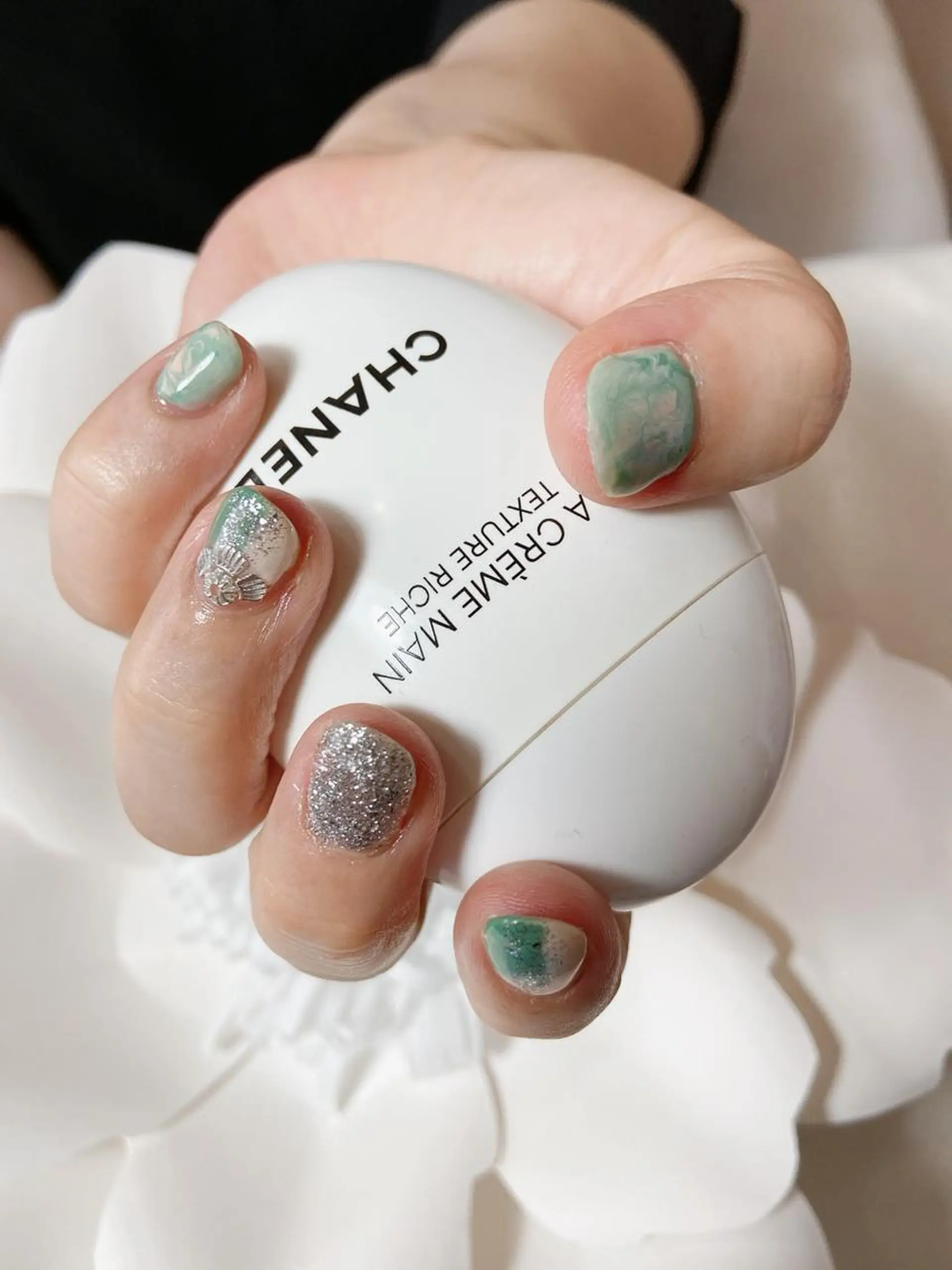 ネイル Lulu charisu所属・lulucharis nailのネイルデザイン