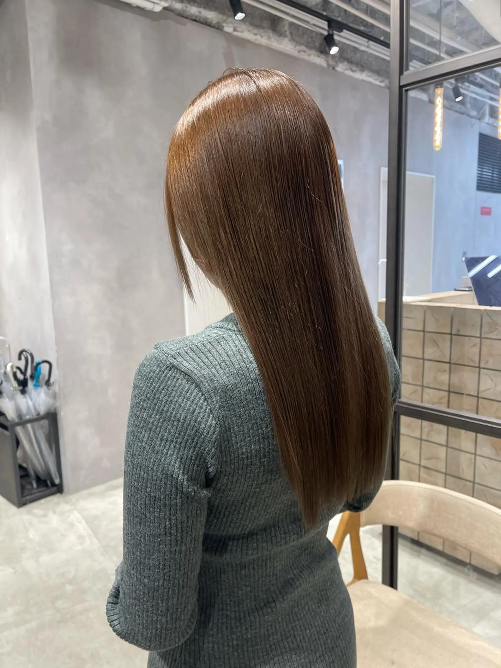 ロング カラー ブリーチ ダブルカラー ブリーチなしカラー カット ヘアカラー トリートメント 🦋レイヤーカット ミドリカワ🦋のヘアスタイル