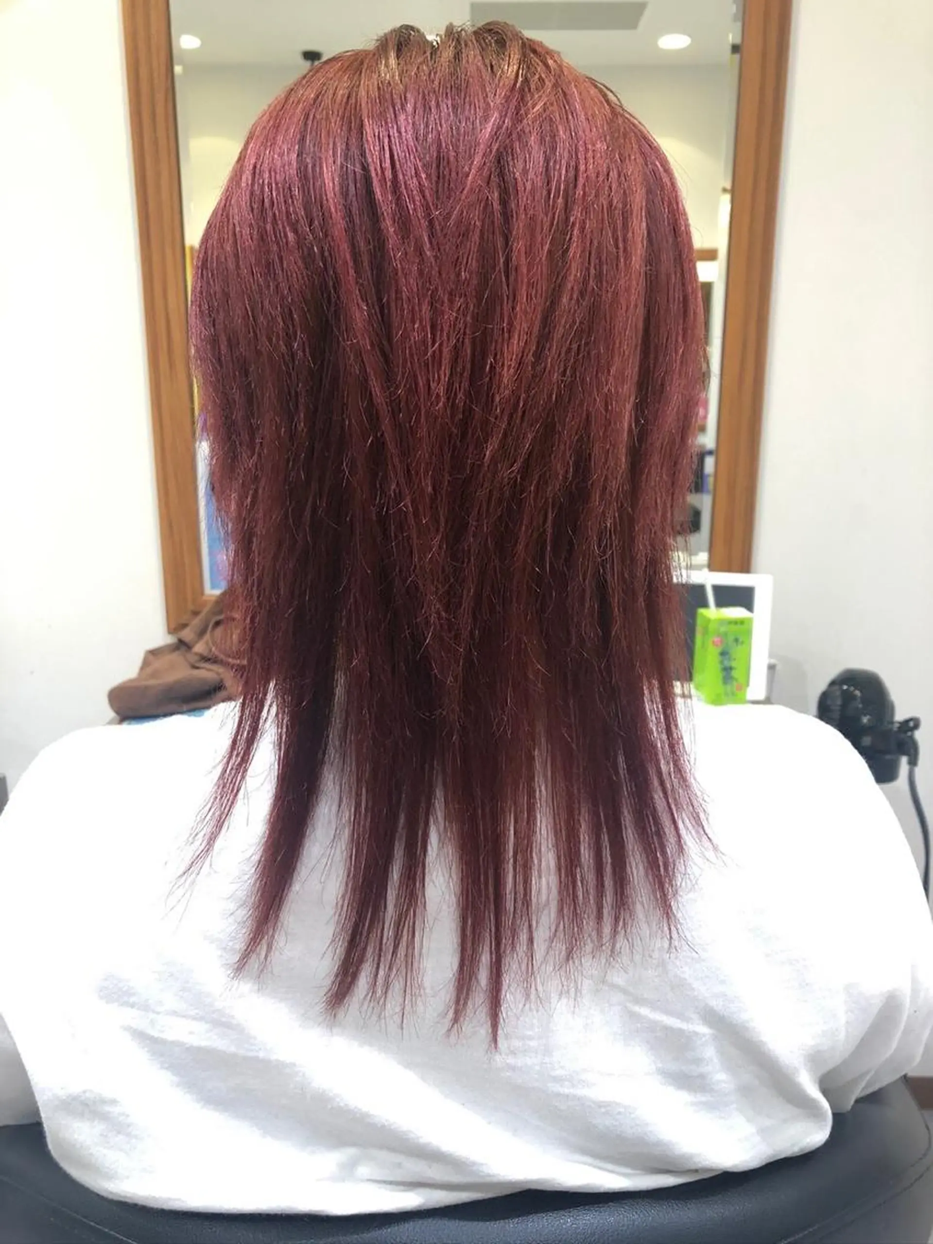 ミディアム カラー 田中 志織のヘアスタイル