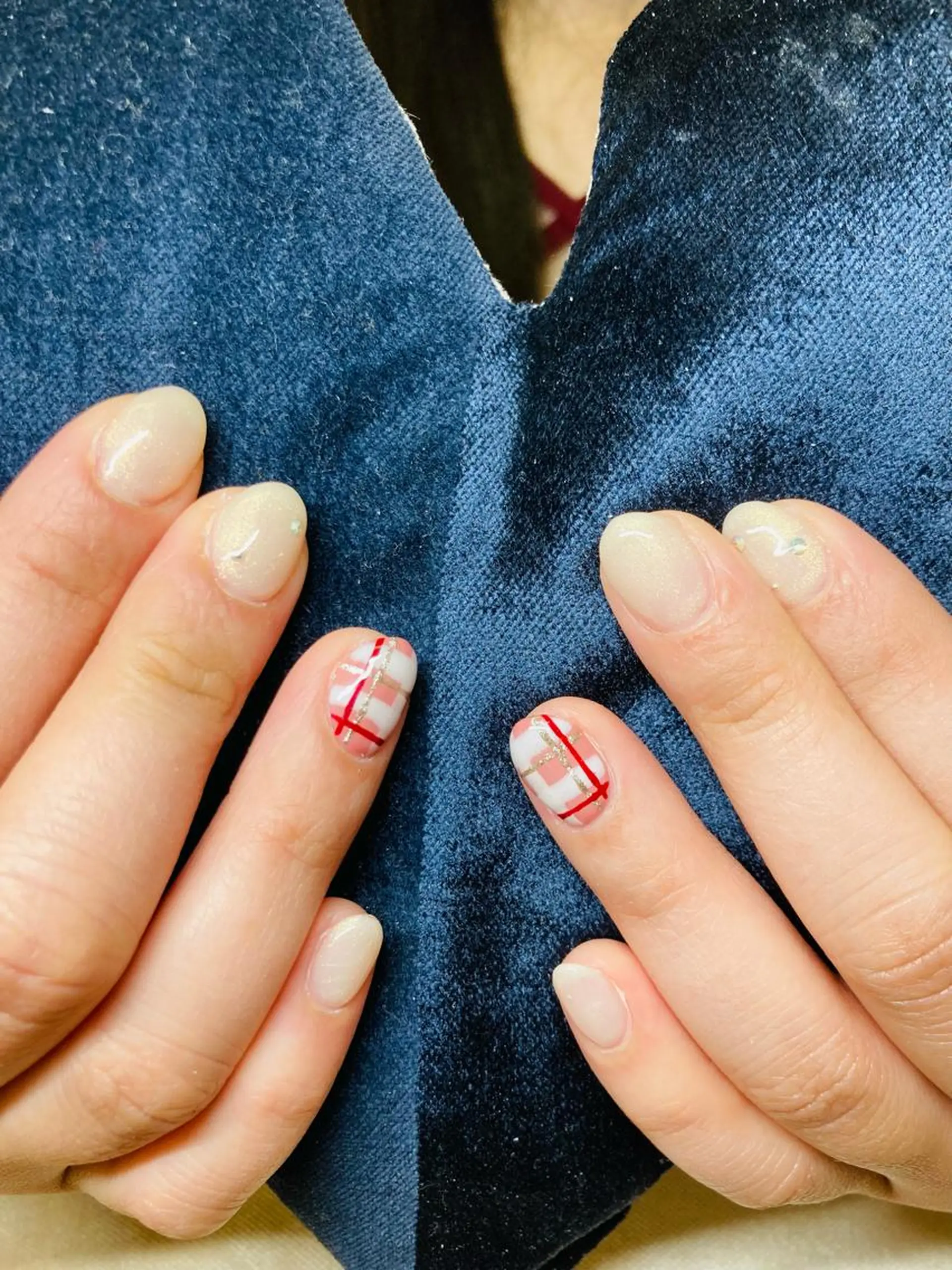 ネイル ECLAT エクラ所属・寺山 千鶴のネイルデザイン