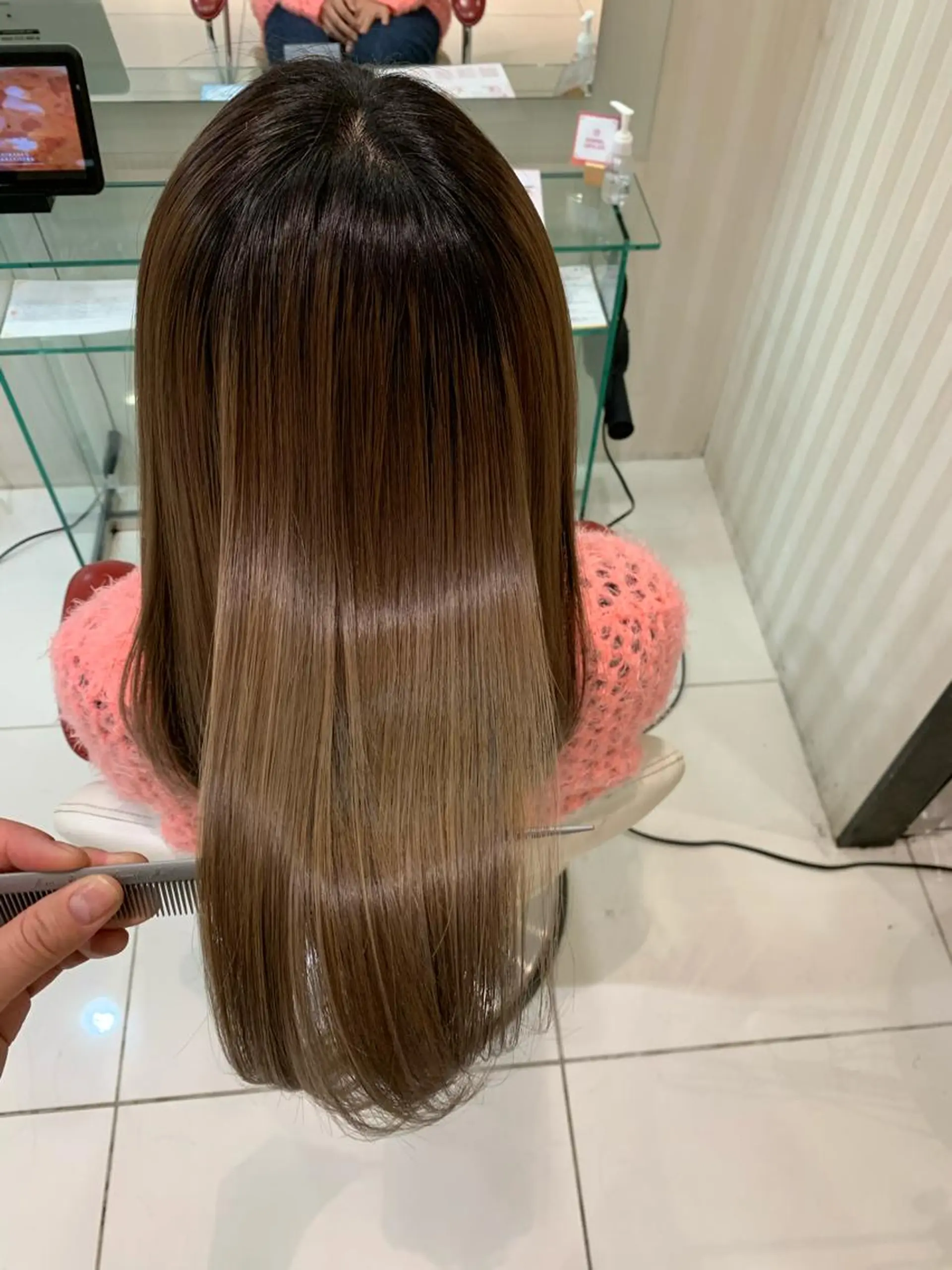 セミロング 縮毛矯正/似合わせ EARTH岐阜髙橋のヘアスタイル