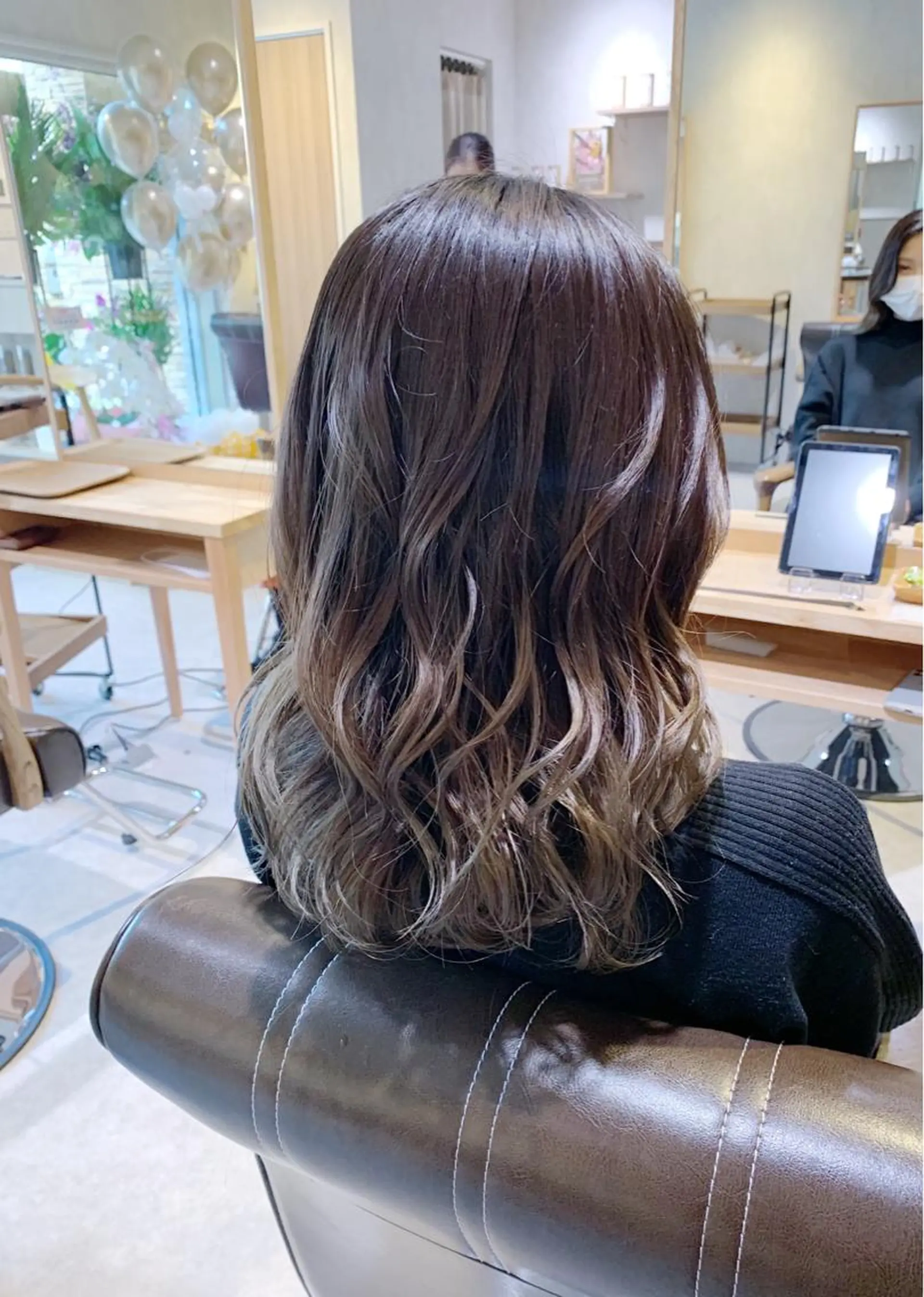 セミロング カラー unöi所属・3月Open unöi  ホナミのヘアスタイル