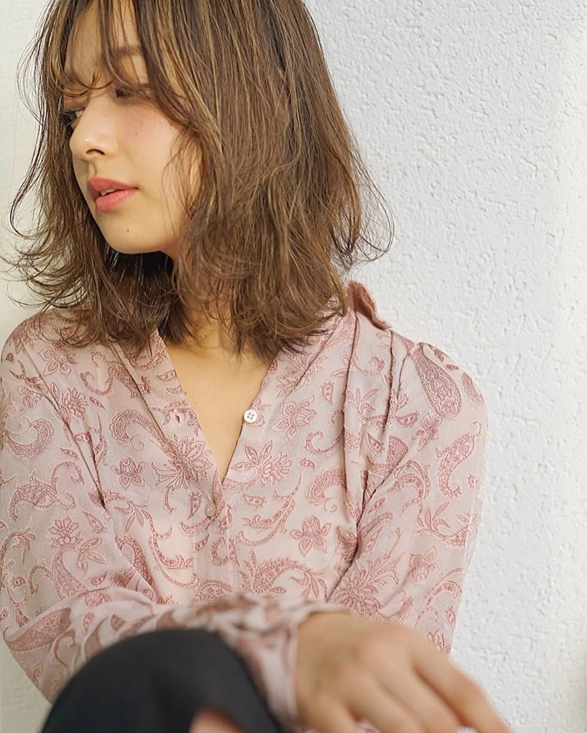 ミディアム カラー ✨艶ブリーチカラー ✨四ノ宮裕己のヘアスタイル