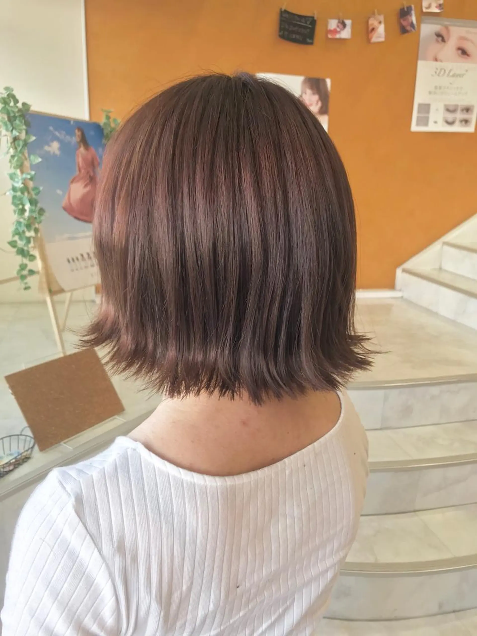 ショート カラー 西 めぐみのヘアスタイル