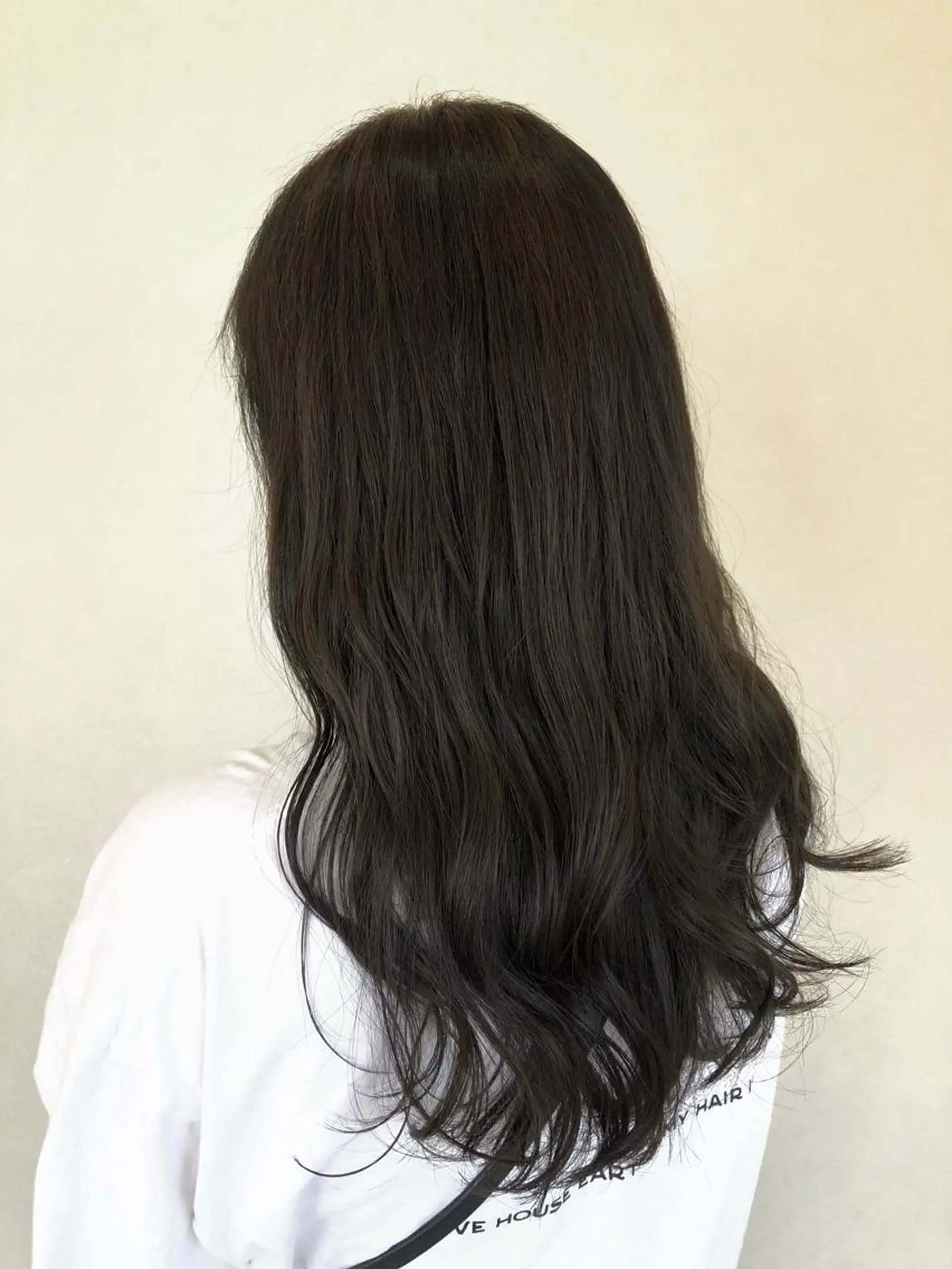 ミディアム ショート/白髪ぼかし 君和田若菜のヘアスタイル