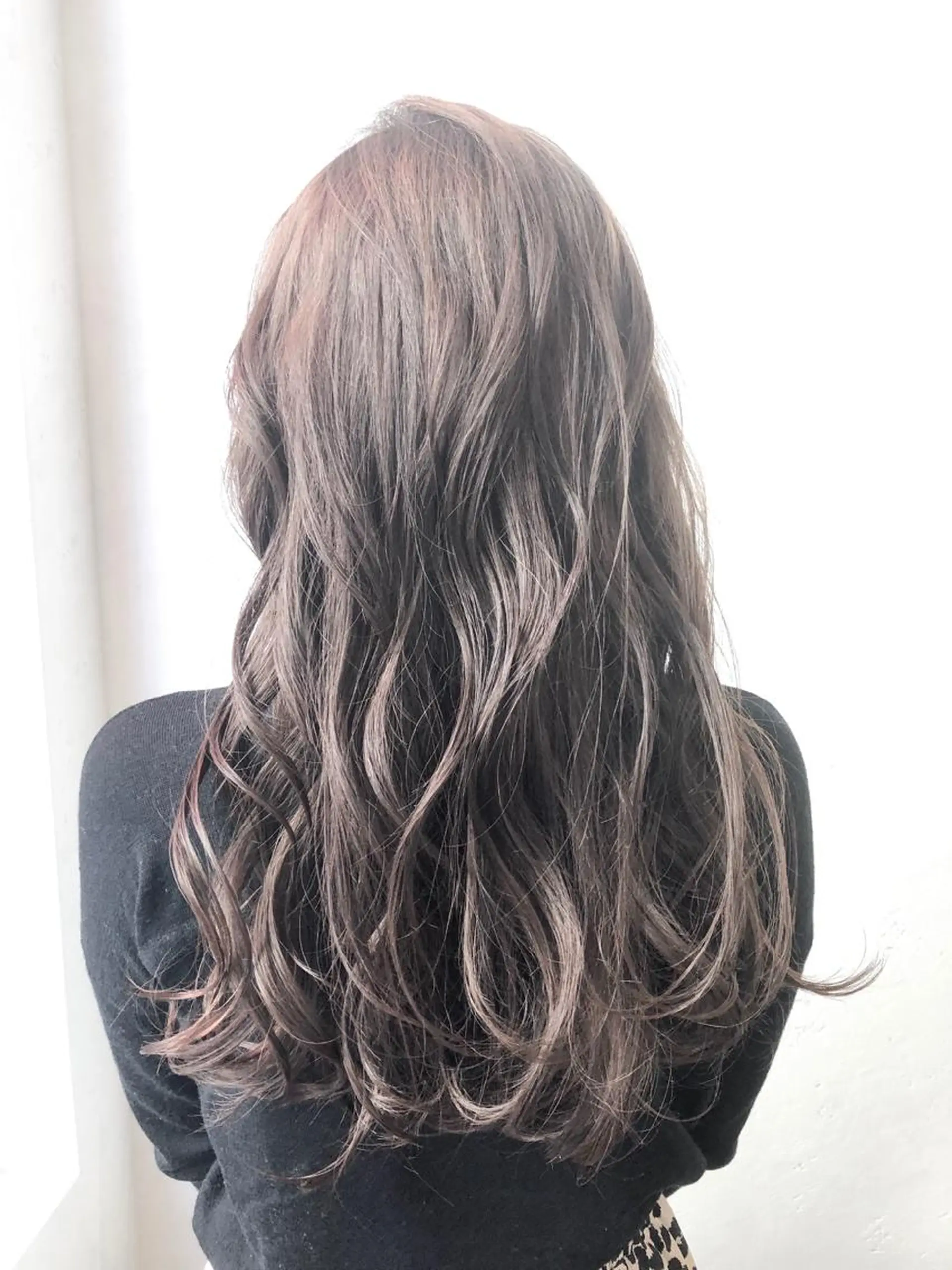 セミロング カラー アディクシーカラー TOWA 野村　コウダイのヘアスタイル