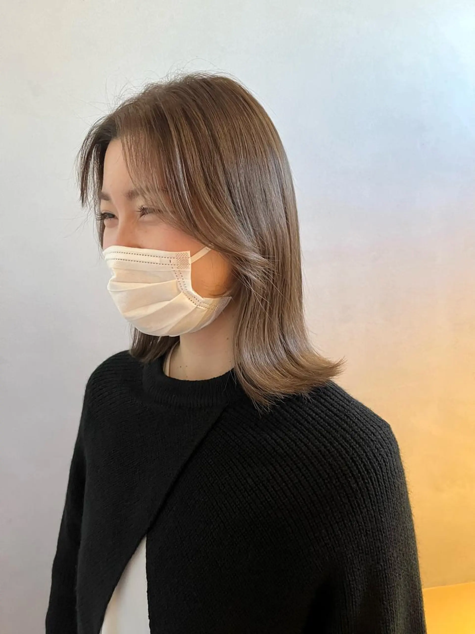 ミディアム カラー ベージュカラー ヘアカラー トリートメント 🩷ハイトーン透明感 レイヤー🩷ユリカのヘアスタイル