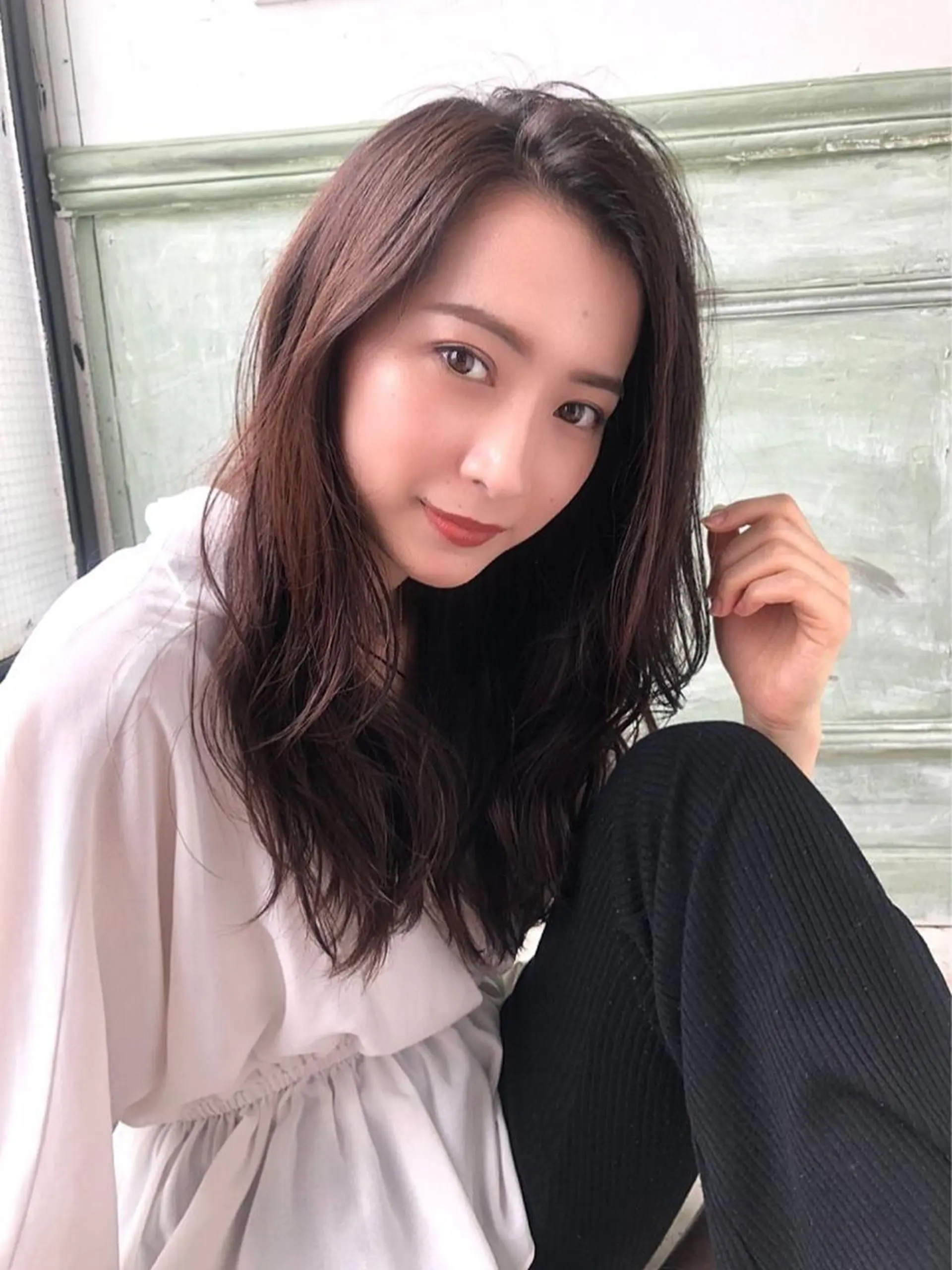 ミディアム カット ヘアカラー トリートメント 小顔カット✨ 透明感カラーのヘアスタイル