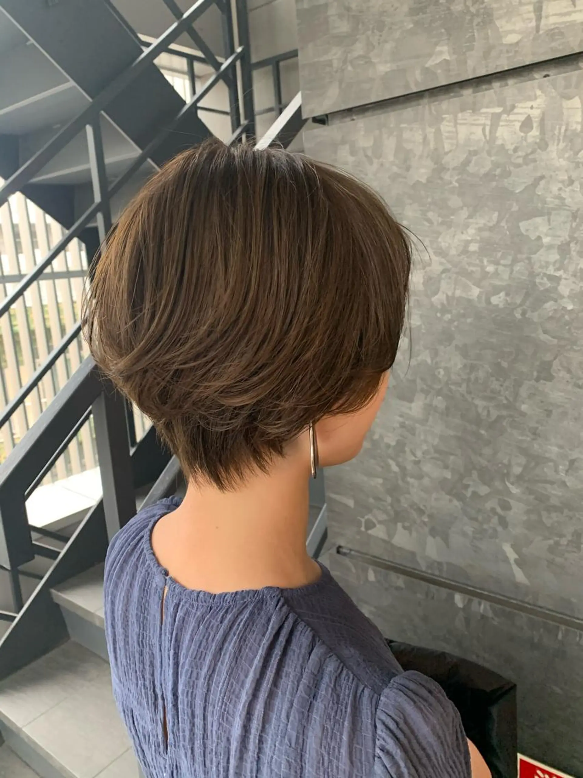 ショート カラー パーマ アッシュ オリーブアッシュ ショートヘア aguhair jour所属・髪質改善/白髪ぼかし KENTAのヘアスタイル