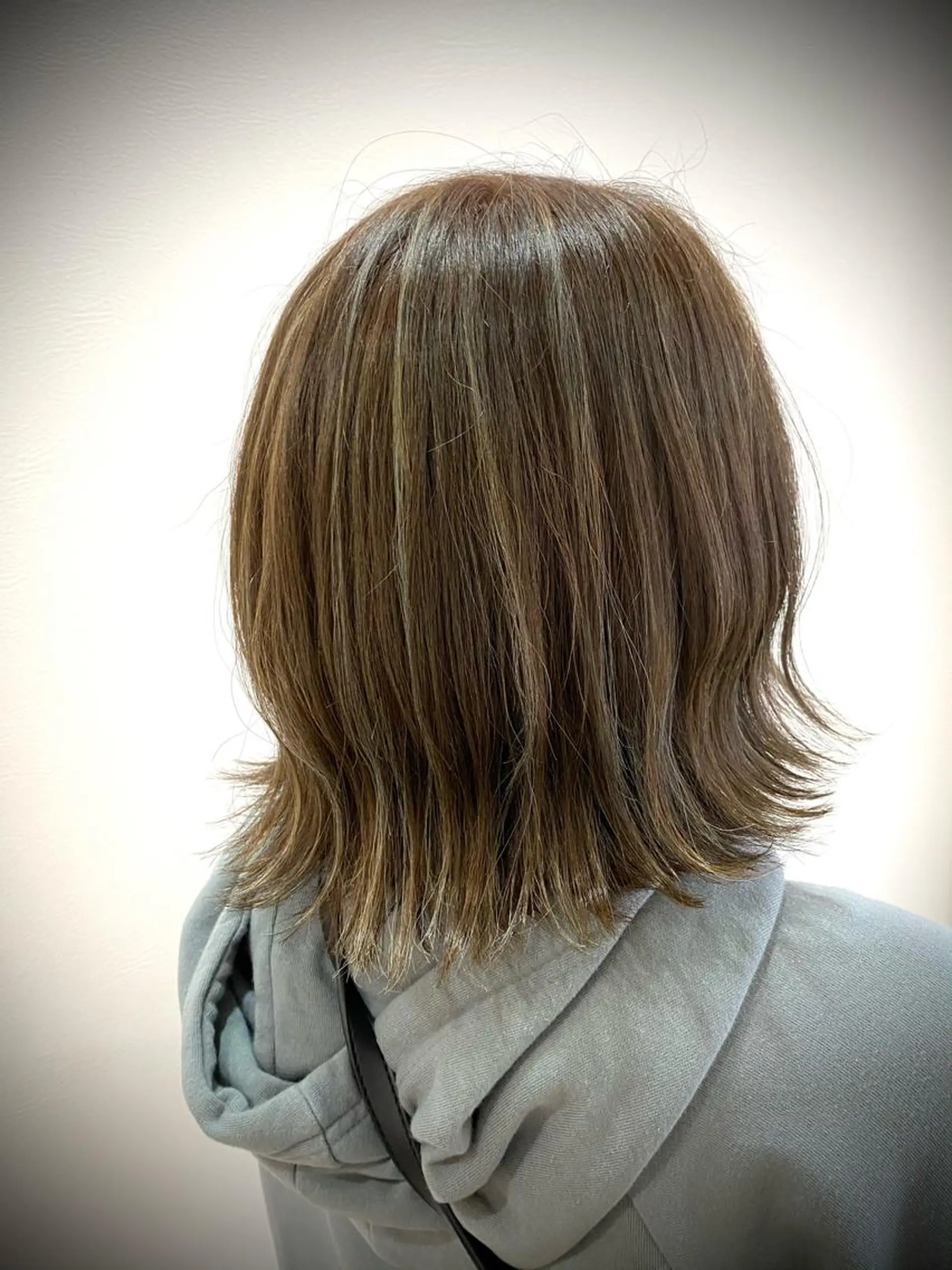 ミディアム カラー グレージュ ハイライトカラー ハイライト Beauty studio RaiRa所属・RaiRa/ 今澄紀仁のヘアスタイル