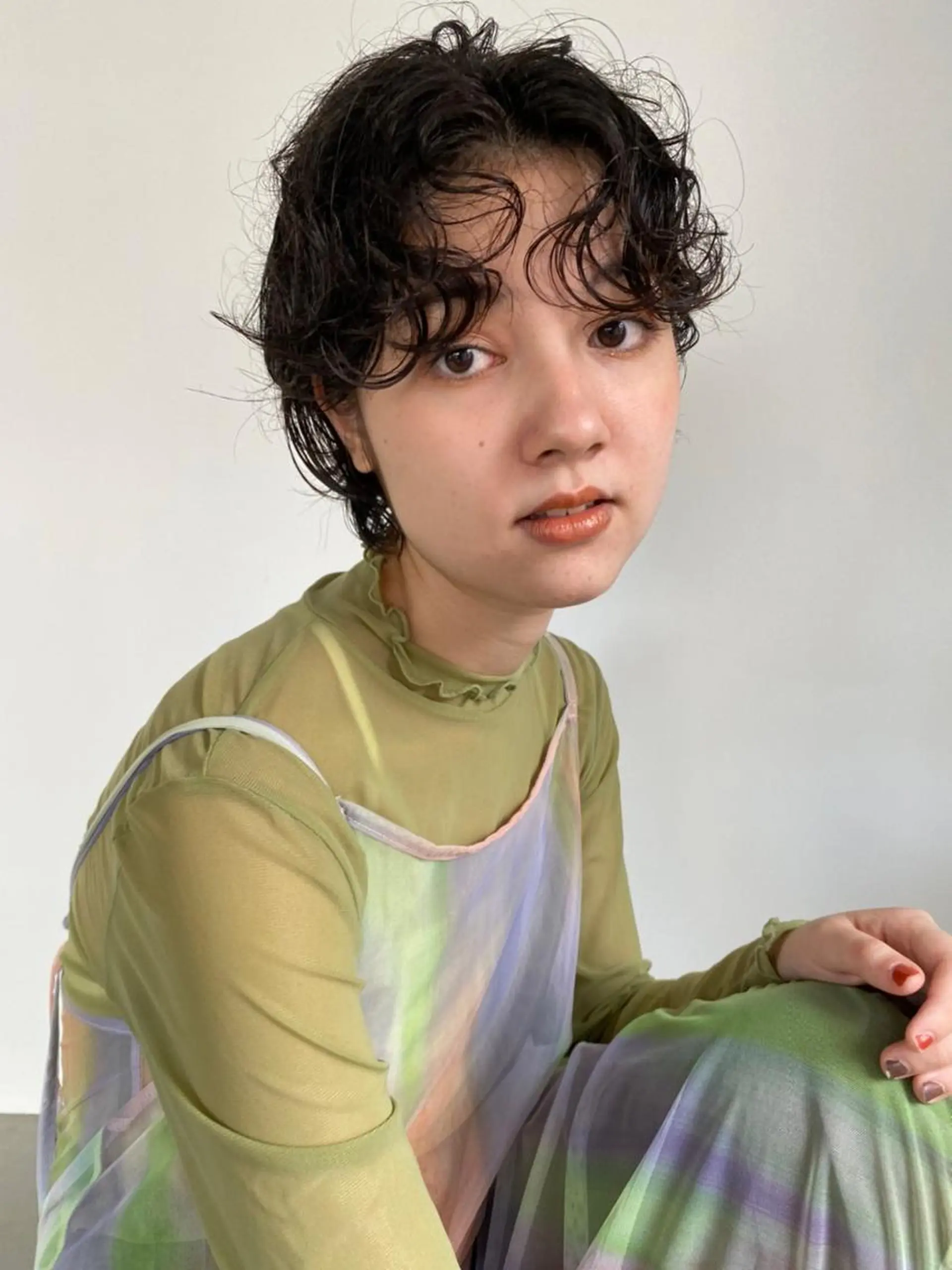 ミディアム カラー パーマ ショートボブ アディクシーカラー ブリーチ ブロンド ブルーカラー カット ヘアカラー トリートメント CEINE PATHのヘアスタイル