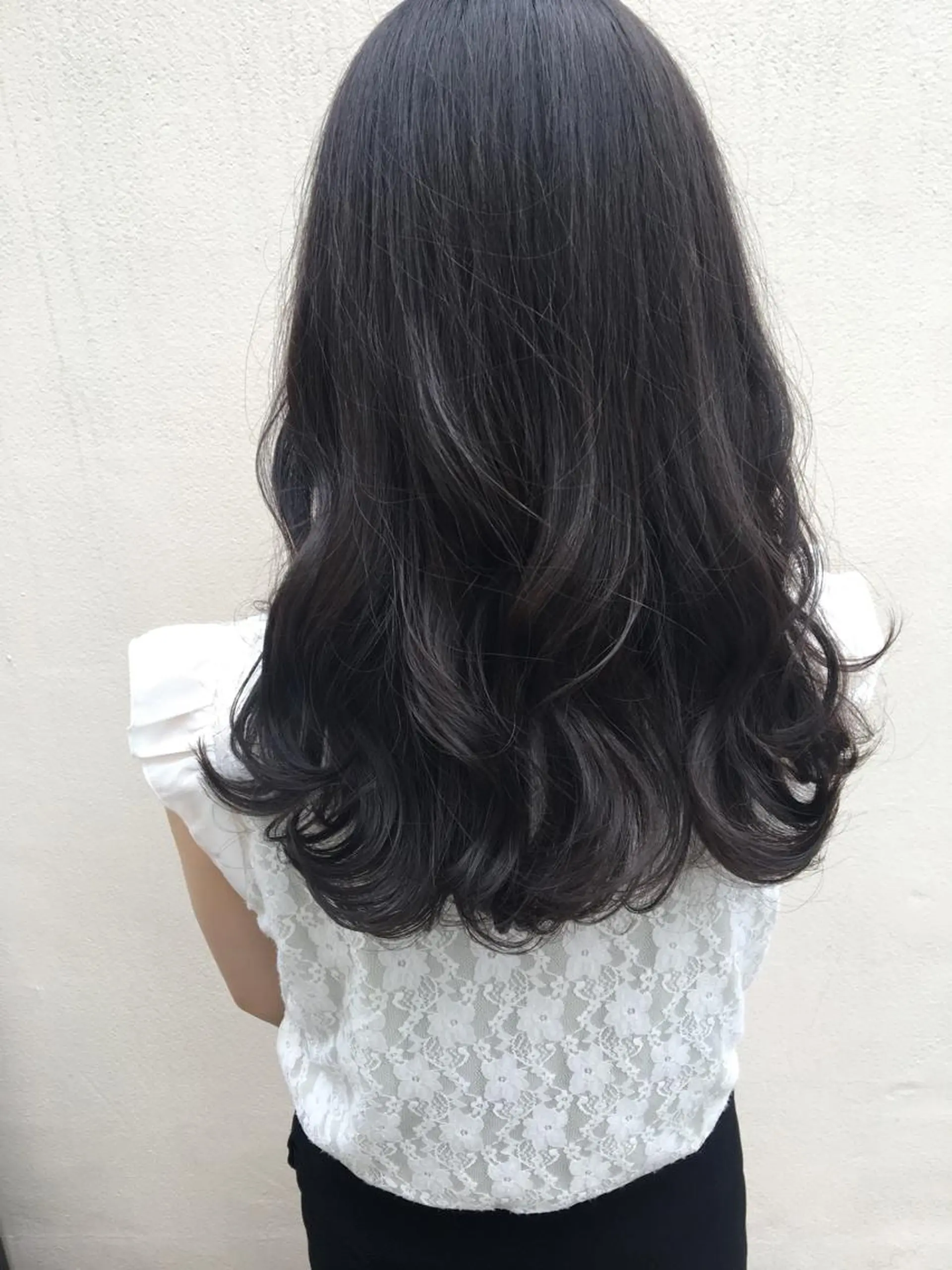 セミロング カラー THE DAY所属・AKI HASHIMOTOのヘアスタイル