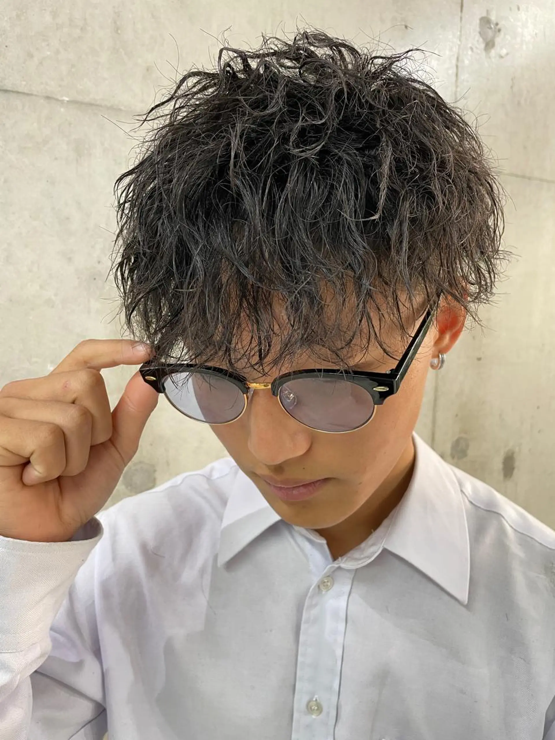 パーマ メンズ メンズパーマ ツイストスパイラルパーマ スパイラルパーマ Kvell&Co.所属・ハイトーン カラーのヘアスタイル