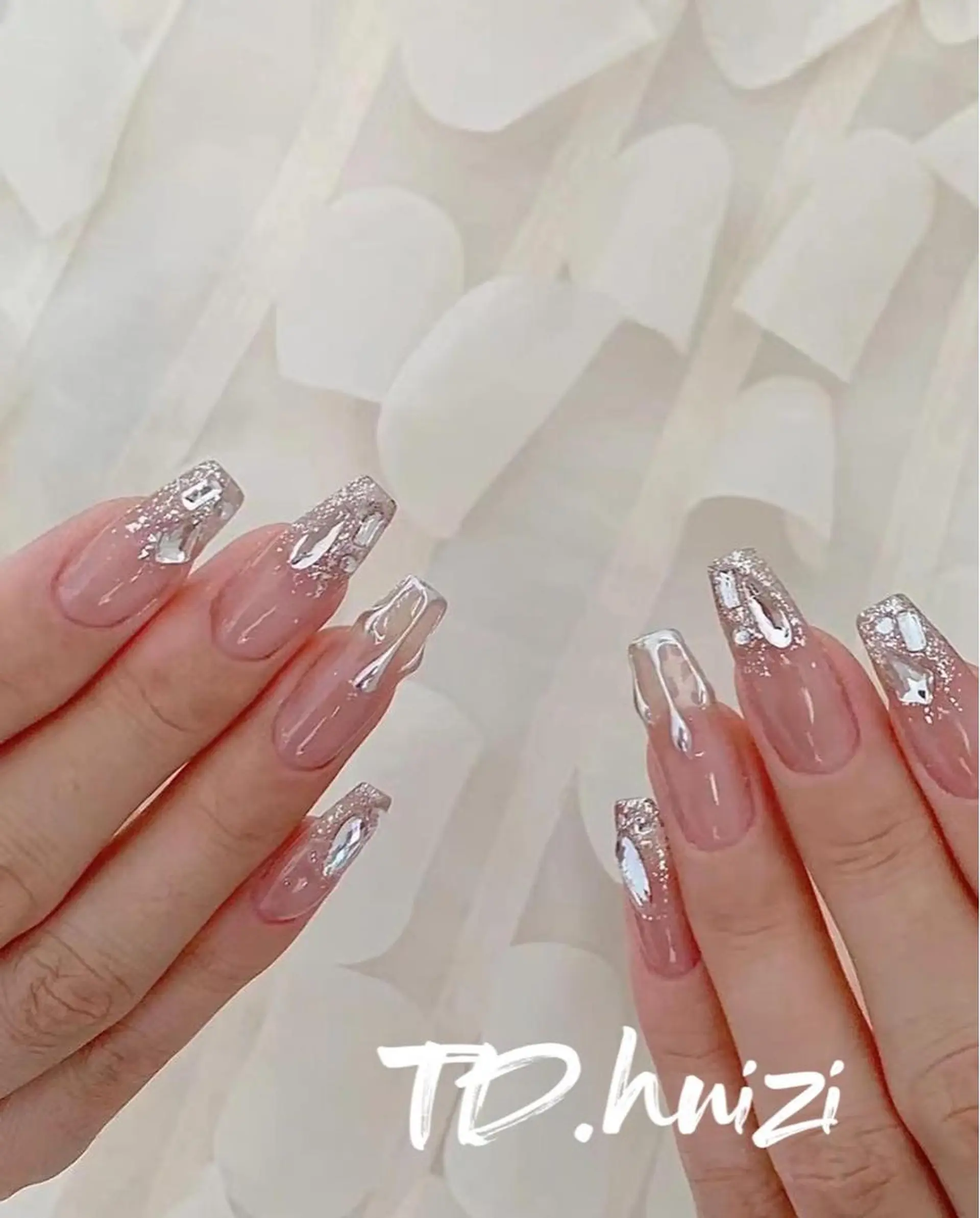 セミロング めぐみのネイルサロン 惠のネイルデザイン