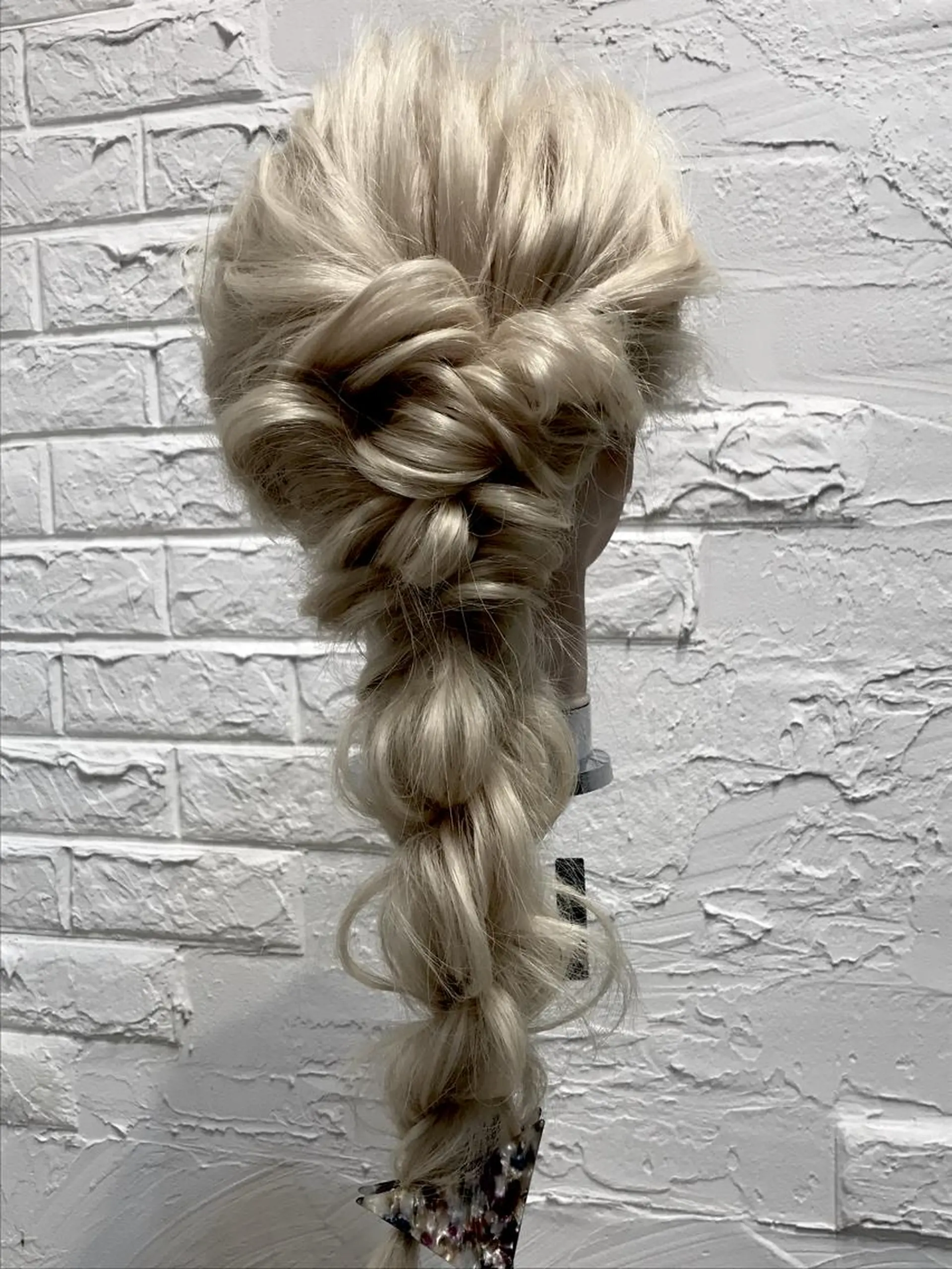 ヘアアレンジ uros.所属・中目黒✂︎店長✂︎ TOMOHIROのヘアスタイル