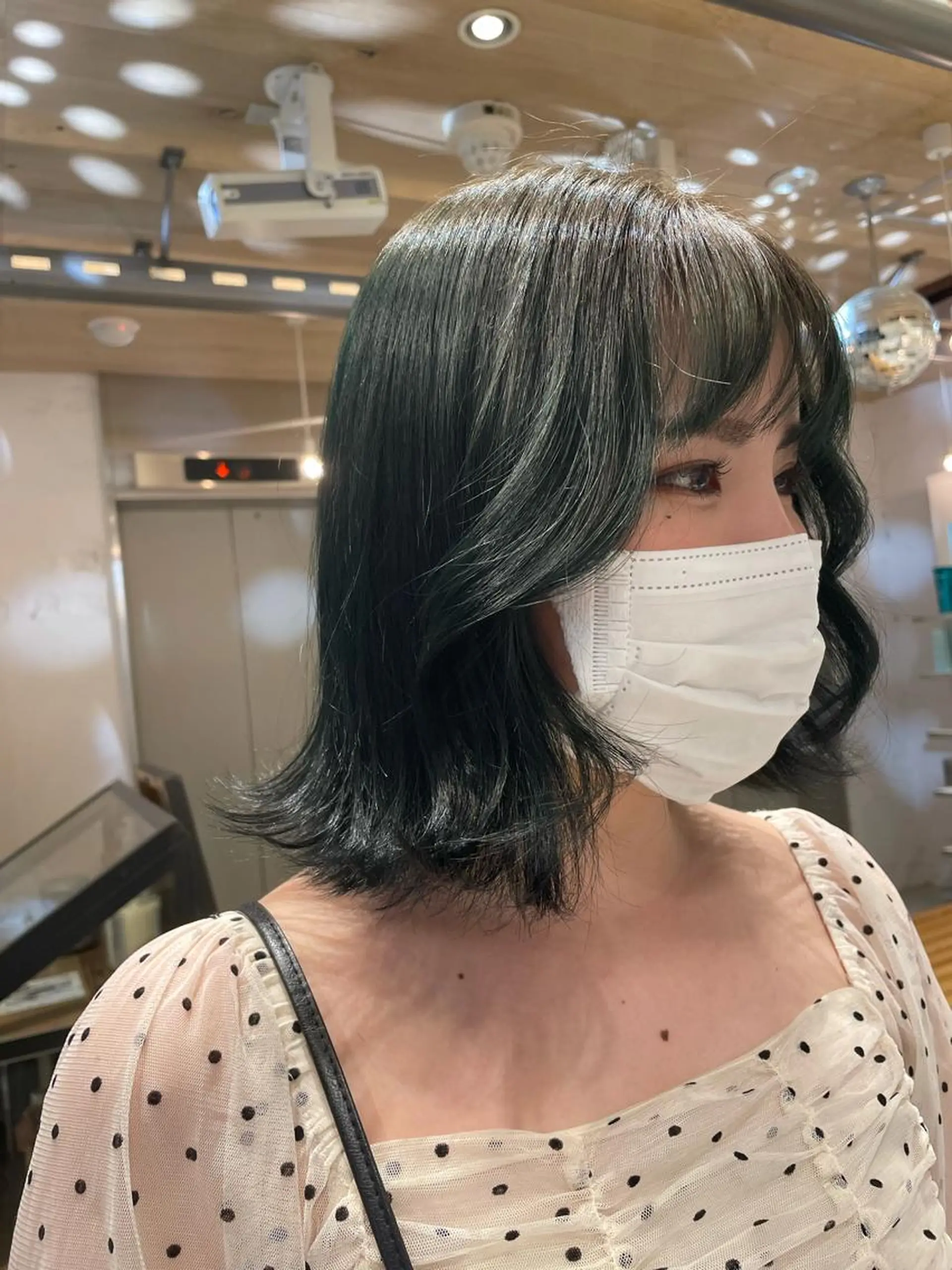 ミディアム 艶ハイトーン👑♡ NATSUKIのヘアスタイル