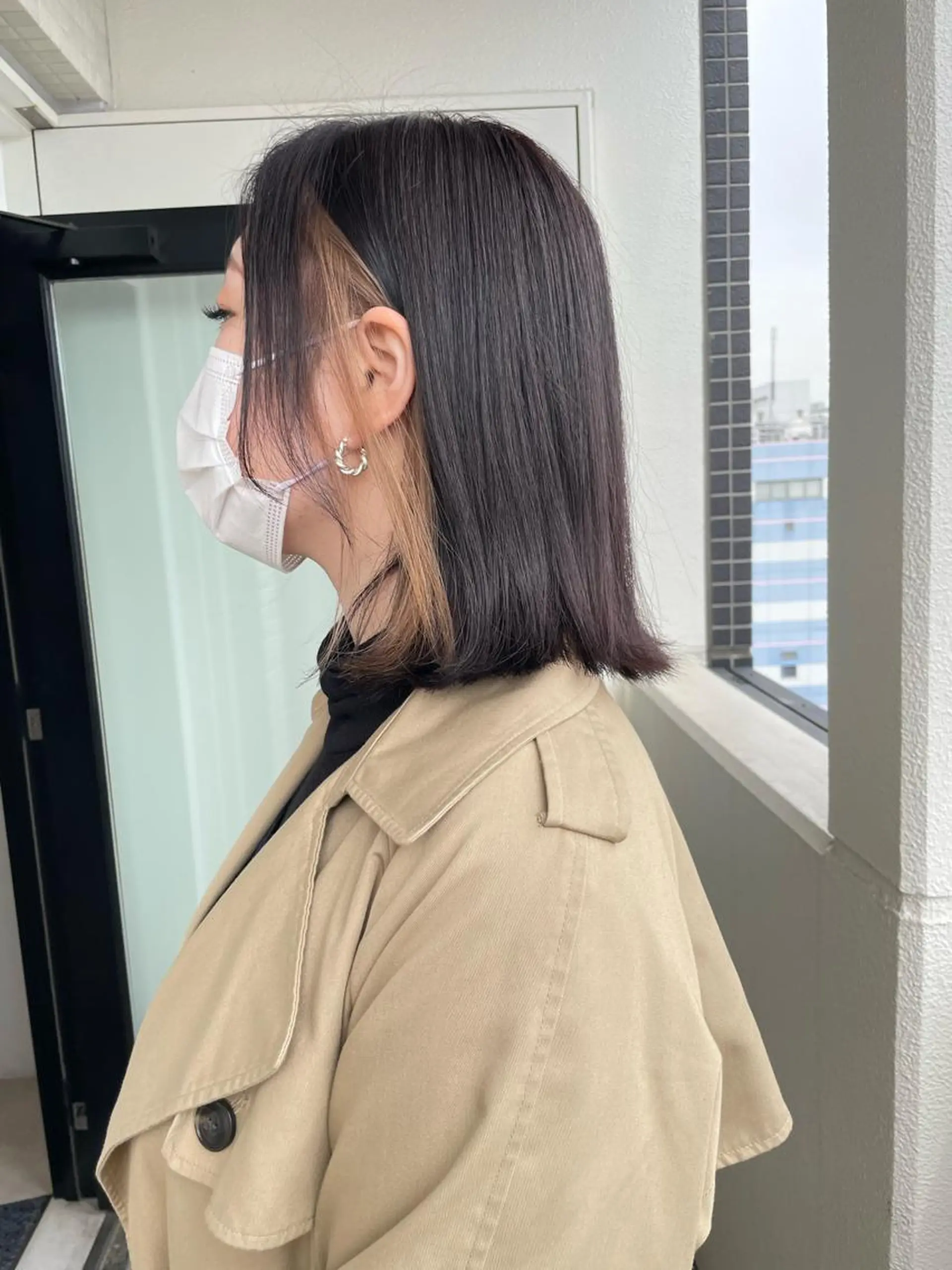 ショート カラー イヤリングカラー ボブ 外ハネヘア メンズ特化 パーマ/オザワのヘアスタイル