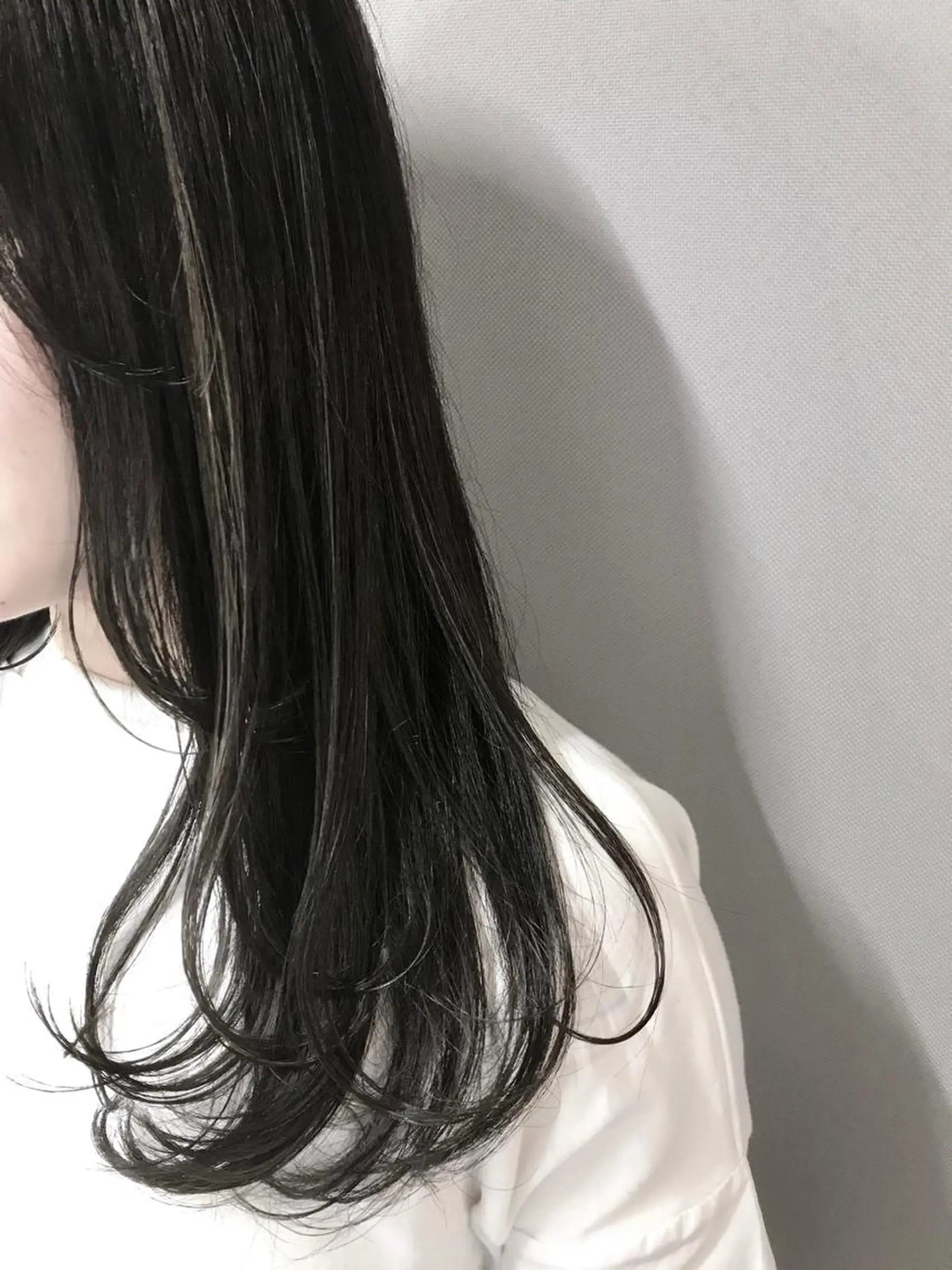 ロング カラー ハイライトカラー ハイライト ヘアカラー トリートメント 新井 広樹のヘアスタイル