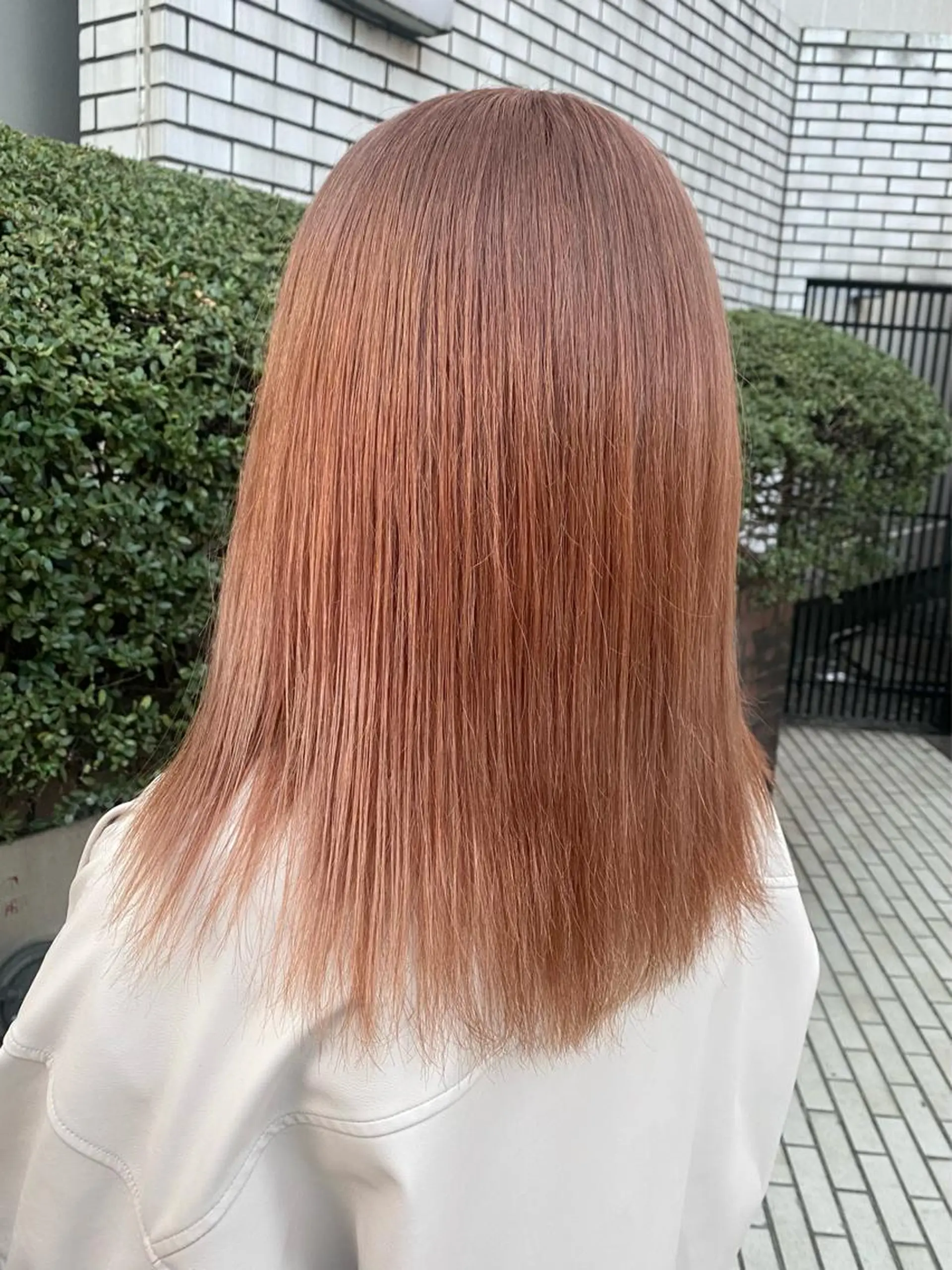 ミディアム カラー ベージュカラー ブリーチ ピンクカラー ピンクベージュ 遠藤沙也加 /レイヤーカットのヘアスタイル