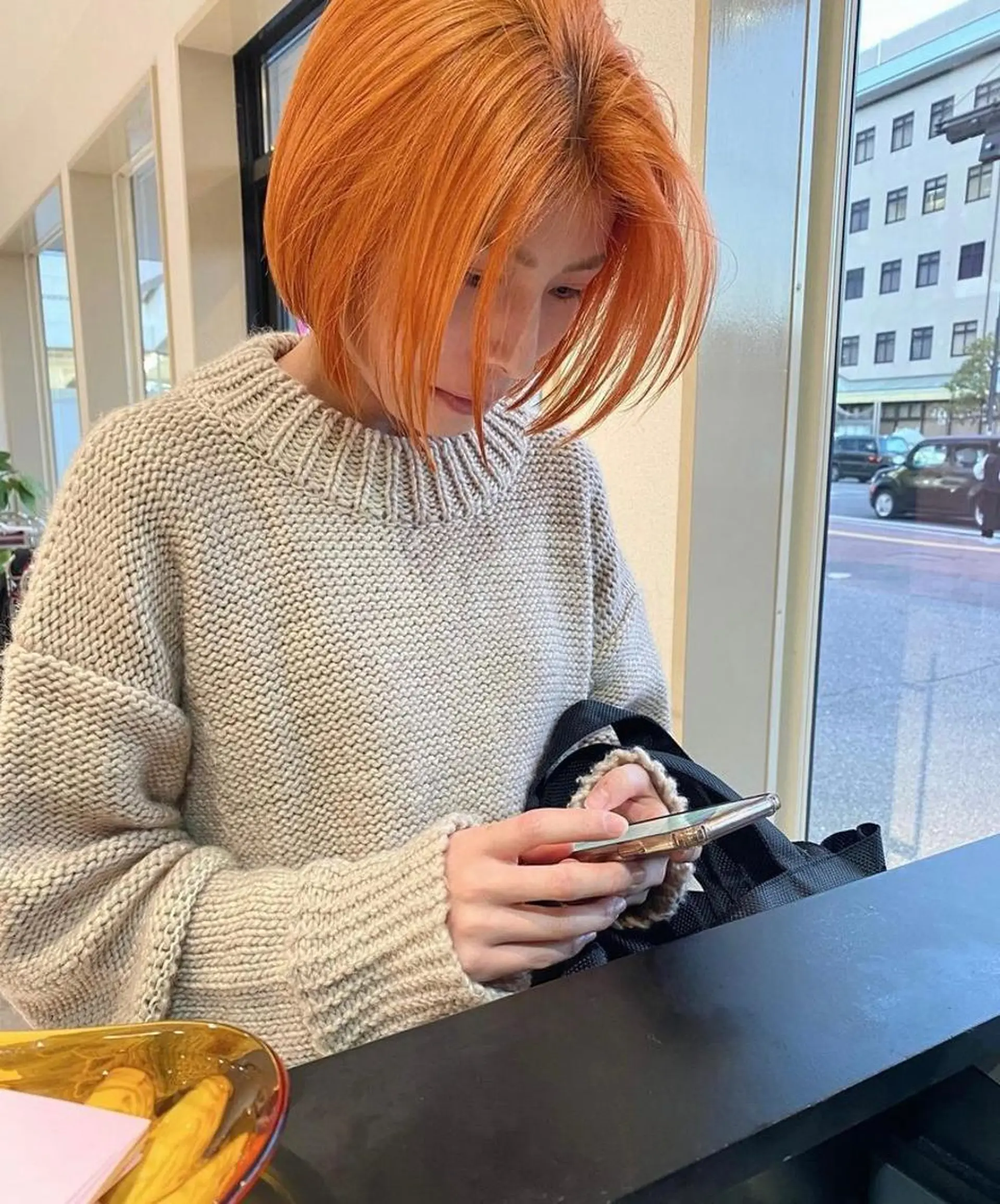 ショート カラー オレンジ ボブ カット ヘアカラー 藤井 貴美子のヘアスタイル