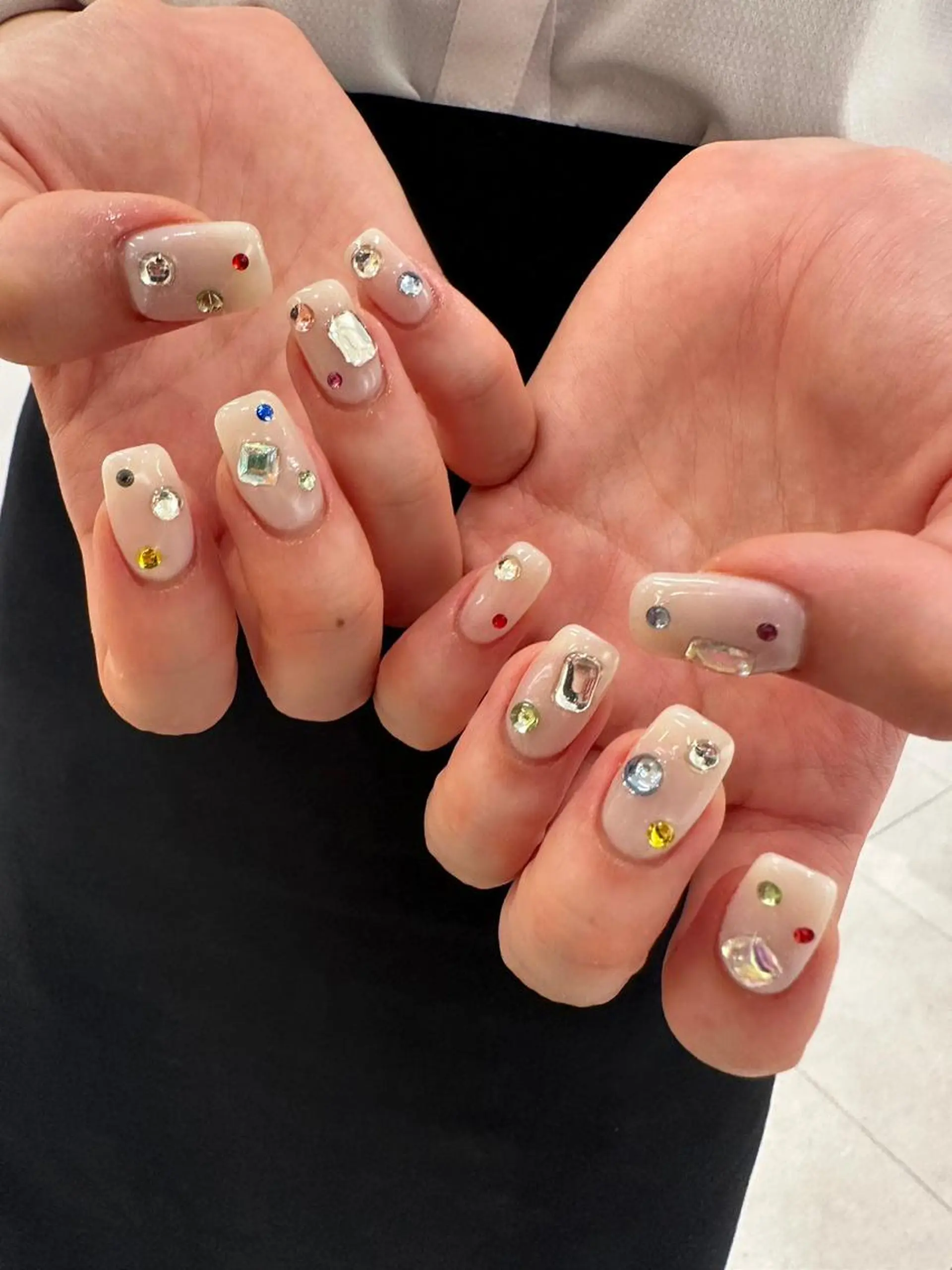 ネイル Juri. nailsTOKYOのネイルデザイン