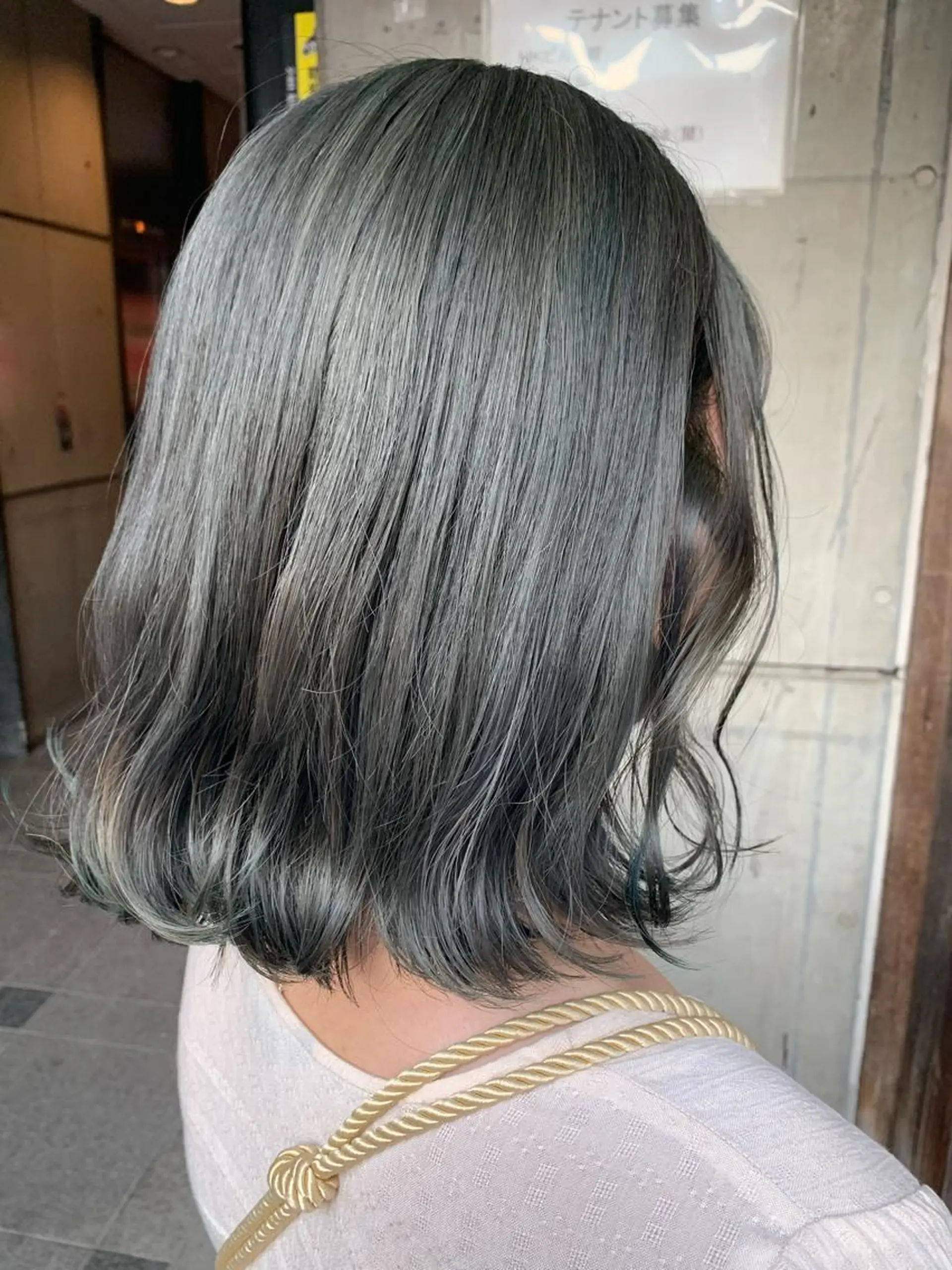 セミロング カラー 平野 優奈のヘアスタイル