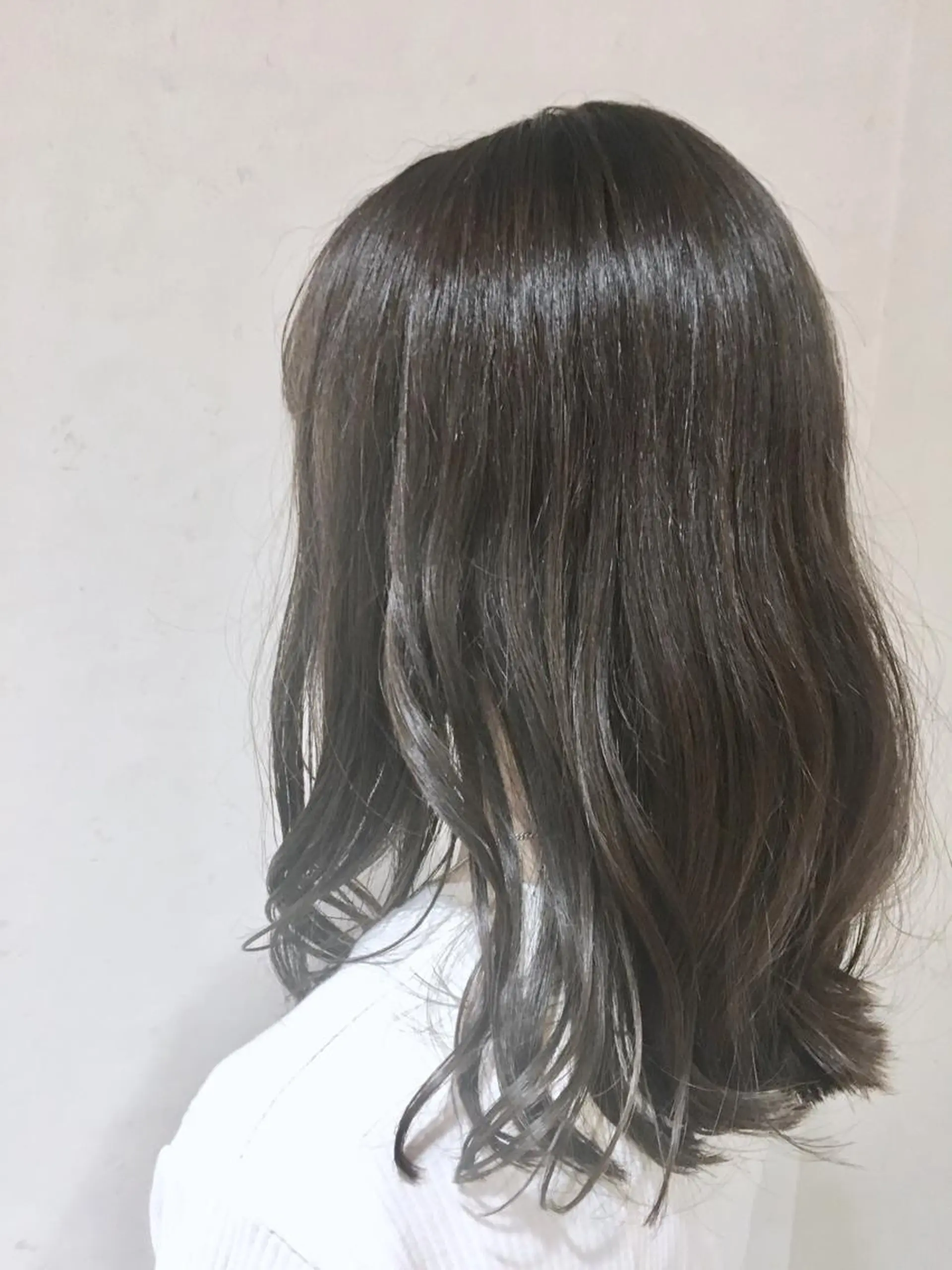 セミロング カラー アディクシーカラー グレージュ ヘアカラー タワラ　ソウタ Directorのヘアスタイル