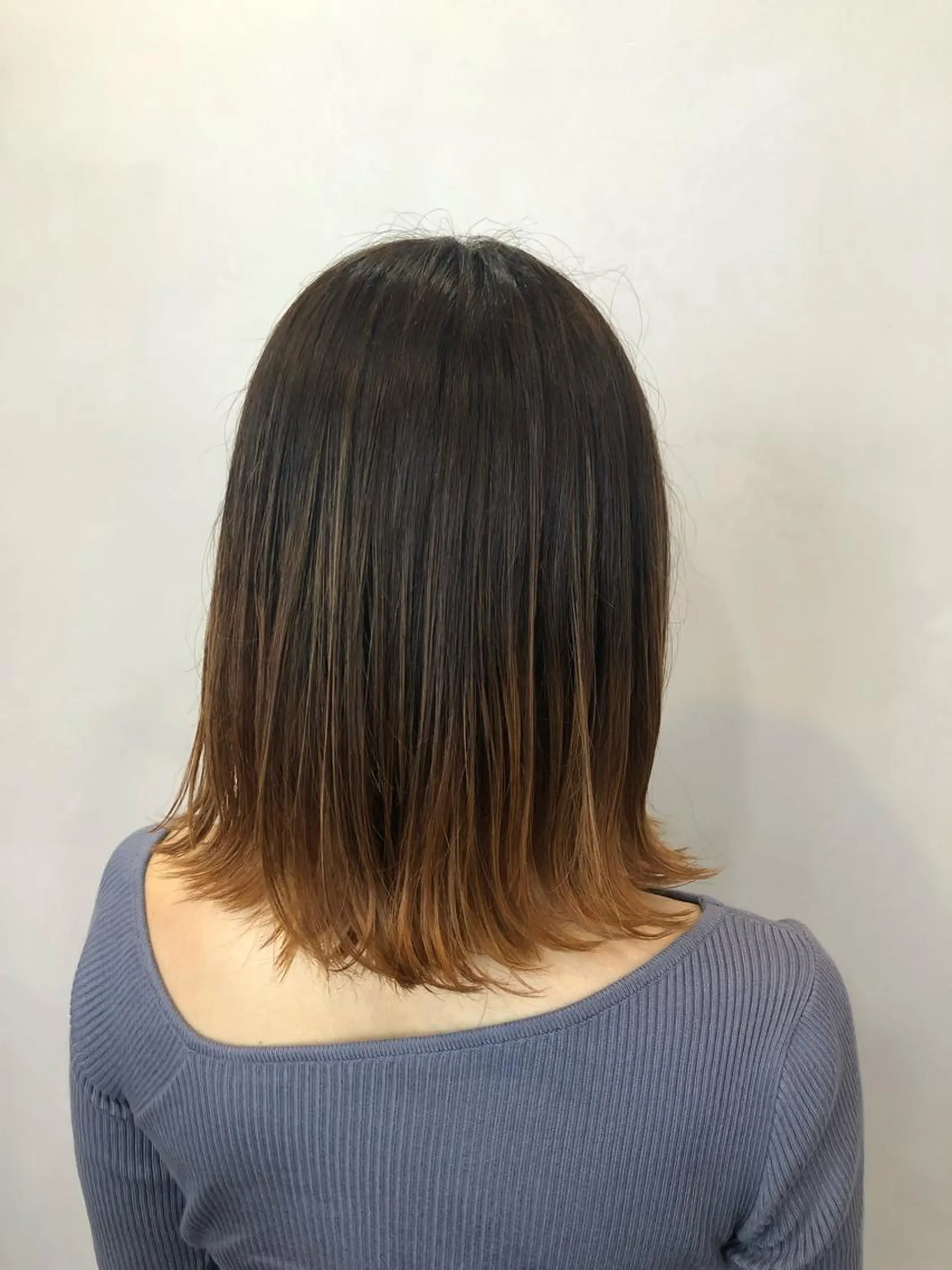 ミディアム カラー 脇谷 拓弥のヘアスタイル