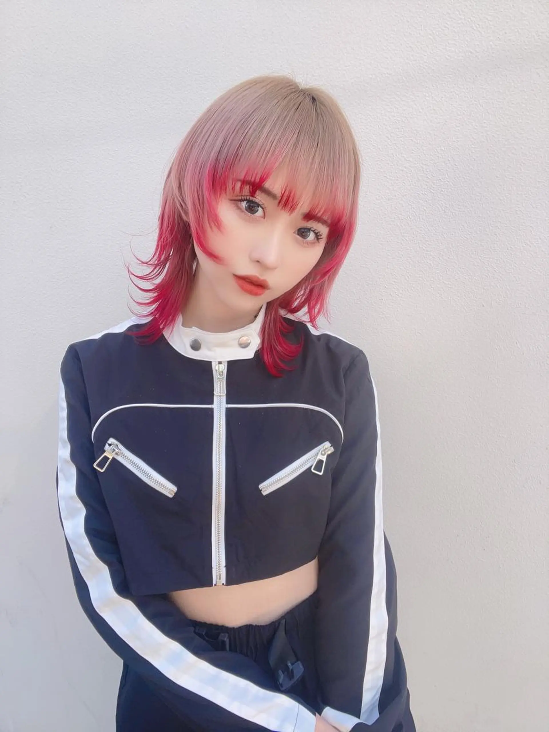 ショート カラー カット ヘアカラー トリートメント ハイトーン/ウルフ /小澤凌祐🦕のヘアスタイル