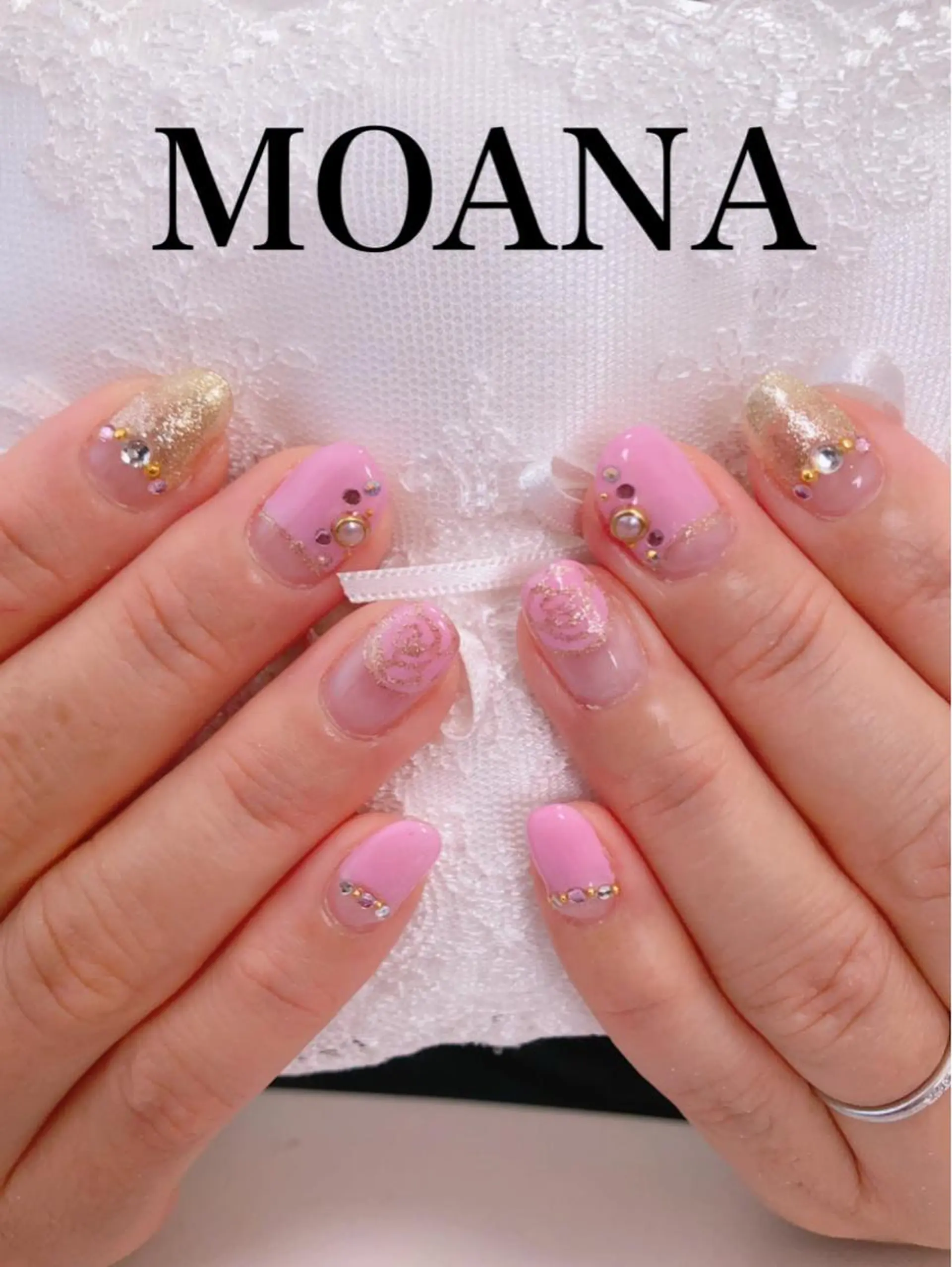 ミディアム 石谷 詩織のネイルデザイン