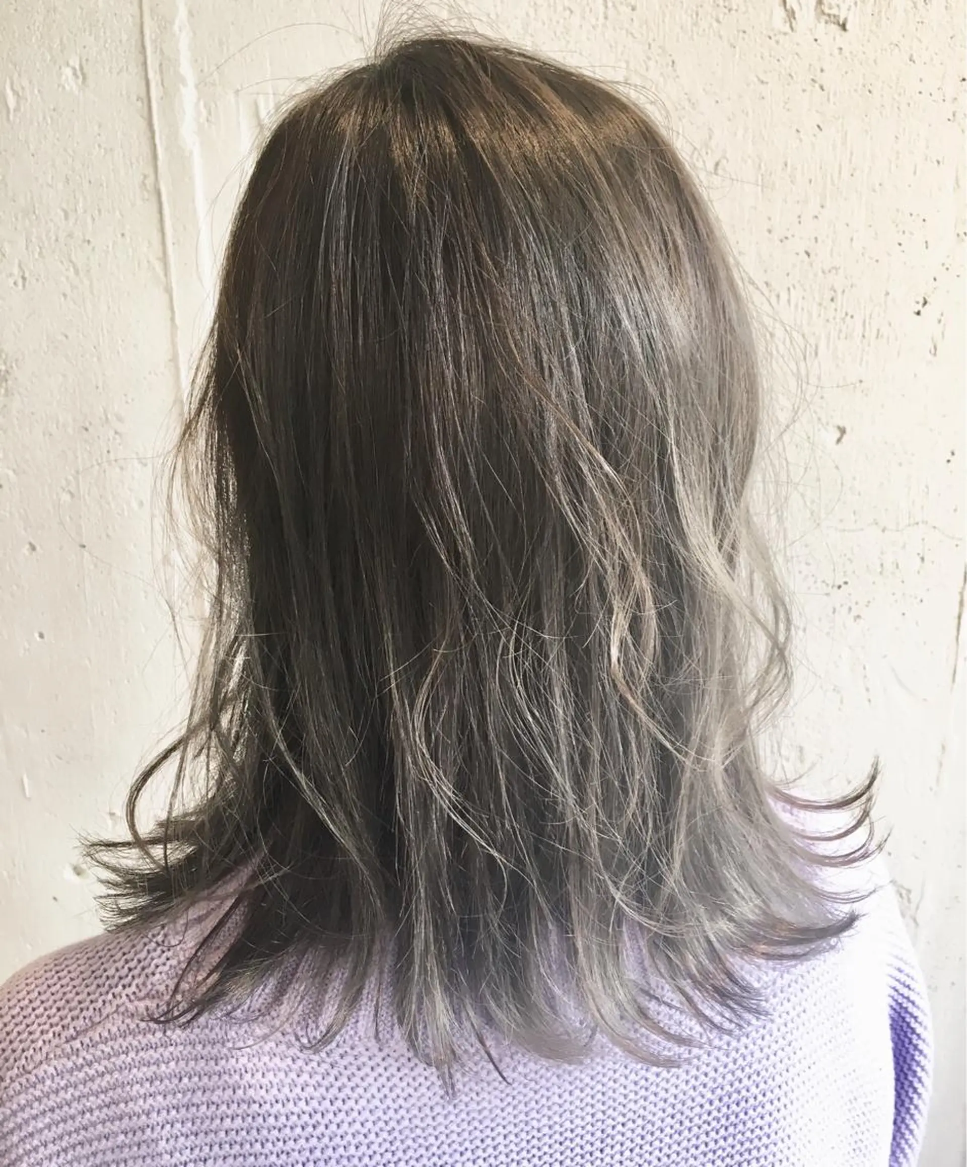 ミディアム カラー バレイヤージュ ブリーチ ケアブリーチ グレージュ ハイライトカラー カット ヘアカラー トリートメント 💈平島 拓也💈のヘアスタイル