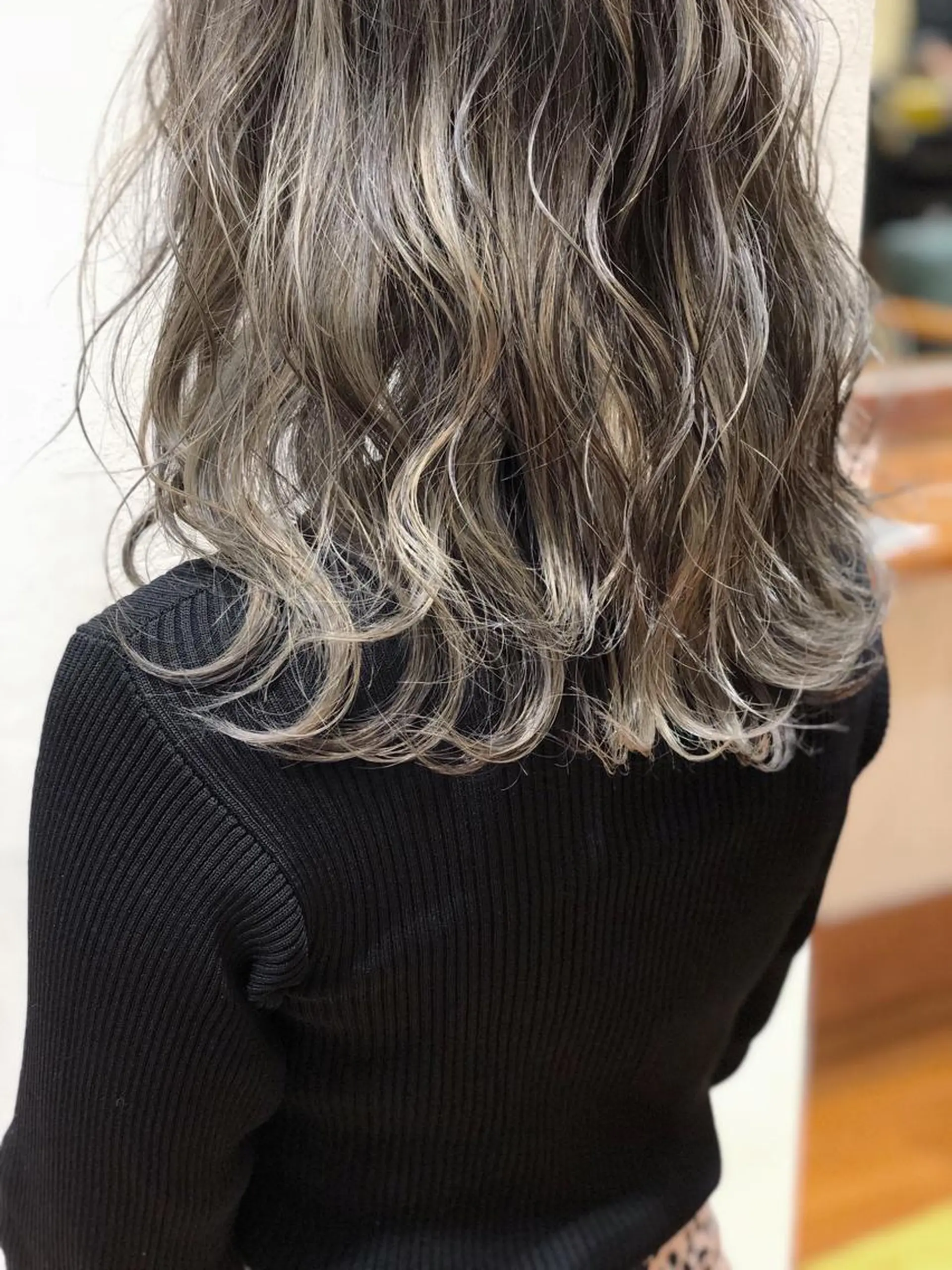 ミディアム カラー ハイライトカラー ハイライト メンズカット特化柏駅 徒歩3分LOUのヘアスタイル