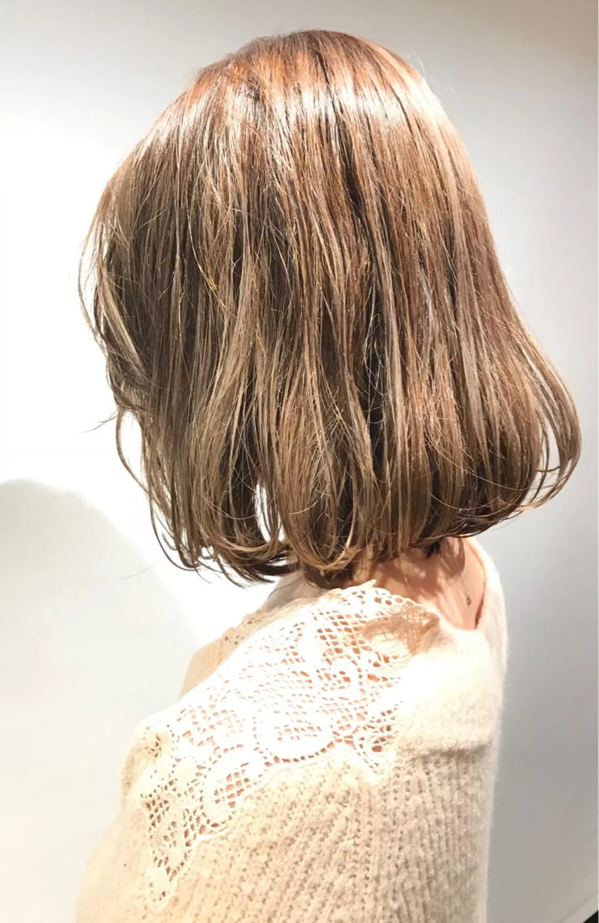 ミディアム BIANCO北堀江 AKANEのヘアスタイル