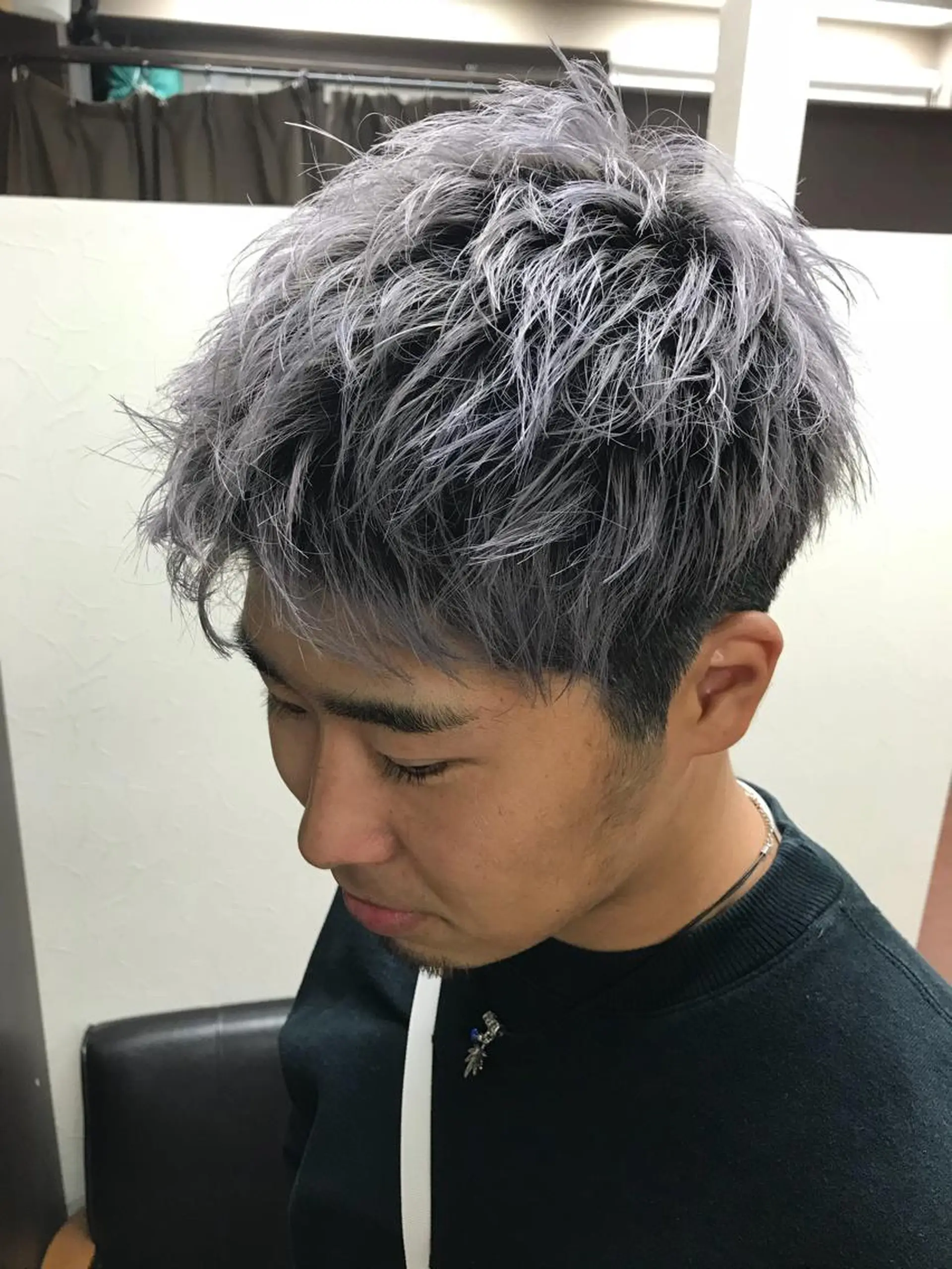 ショート カラー メンズ メンズハイトーン メンズバレイヤージュのヘアスタイル